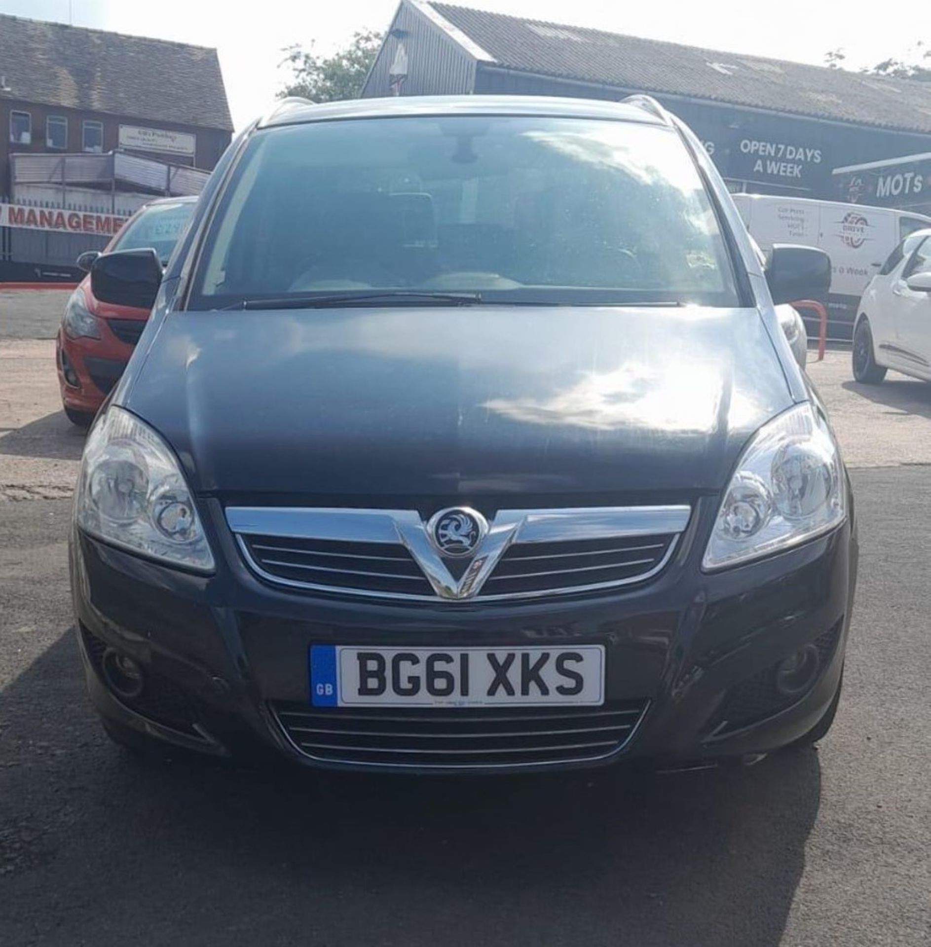 2011/61 VAUXHALL ZAFIRA DESIGN CDTI BLACK MPV *NO VAT* - Image 2 of 8