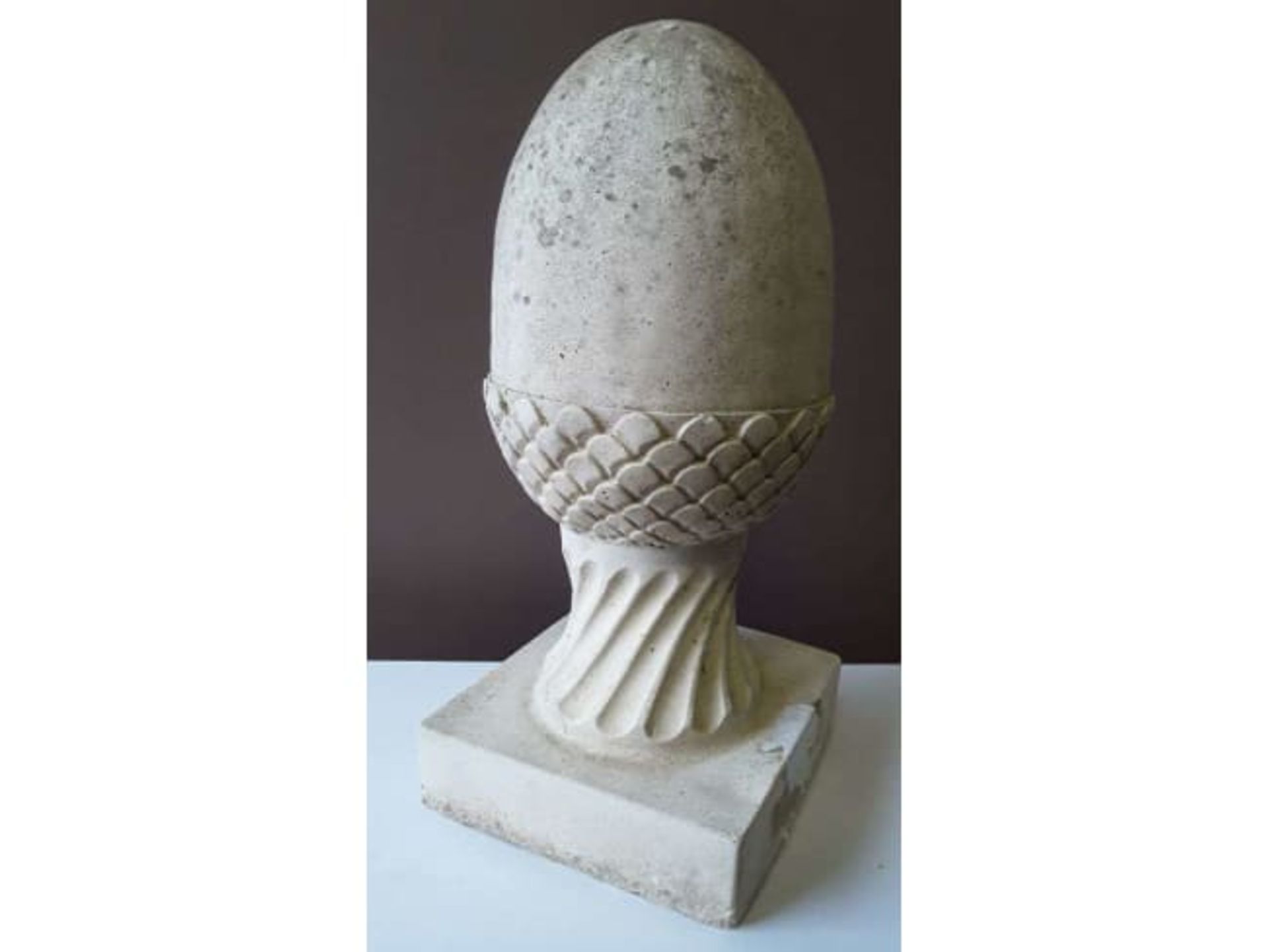 CONCRETE RECONSTRUCTED ACORN 17\" TALL *NO VAT*