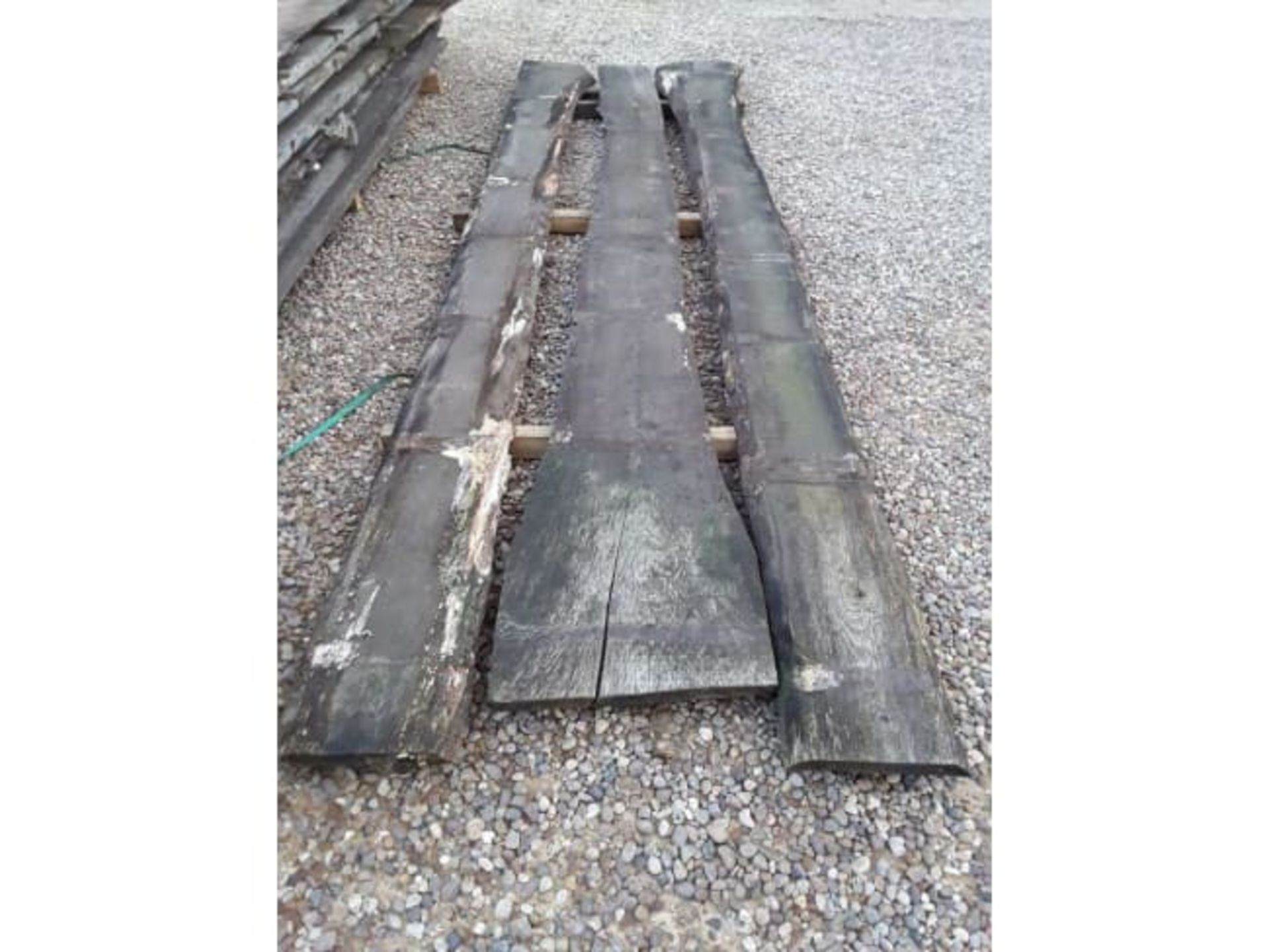 9X HARDWOOD AIR DRIED TIMBER WANEY EDGE / LIVE EDGE ENGLISH OAK BOARDS / SLABS / PLANKS *NO VAT*