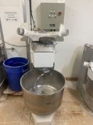 RESERVE LOWERED! Spiral Dough Mixer *NO VAT*