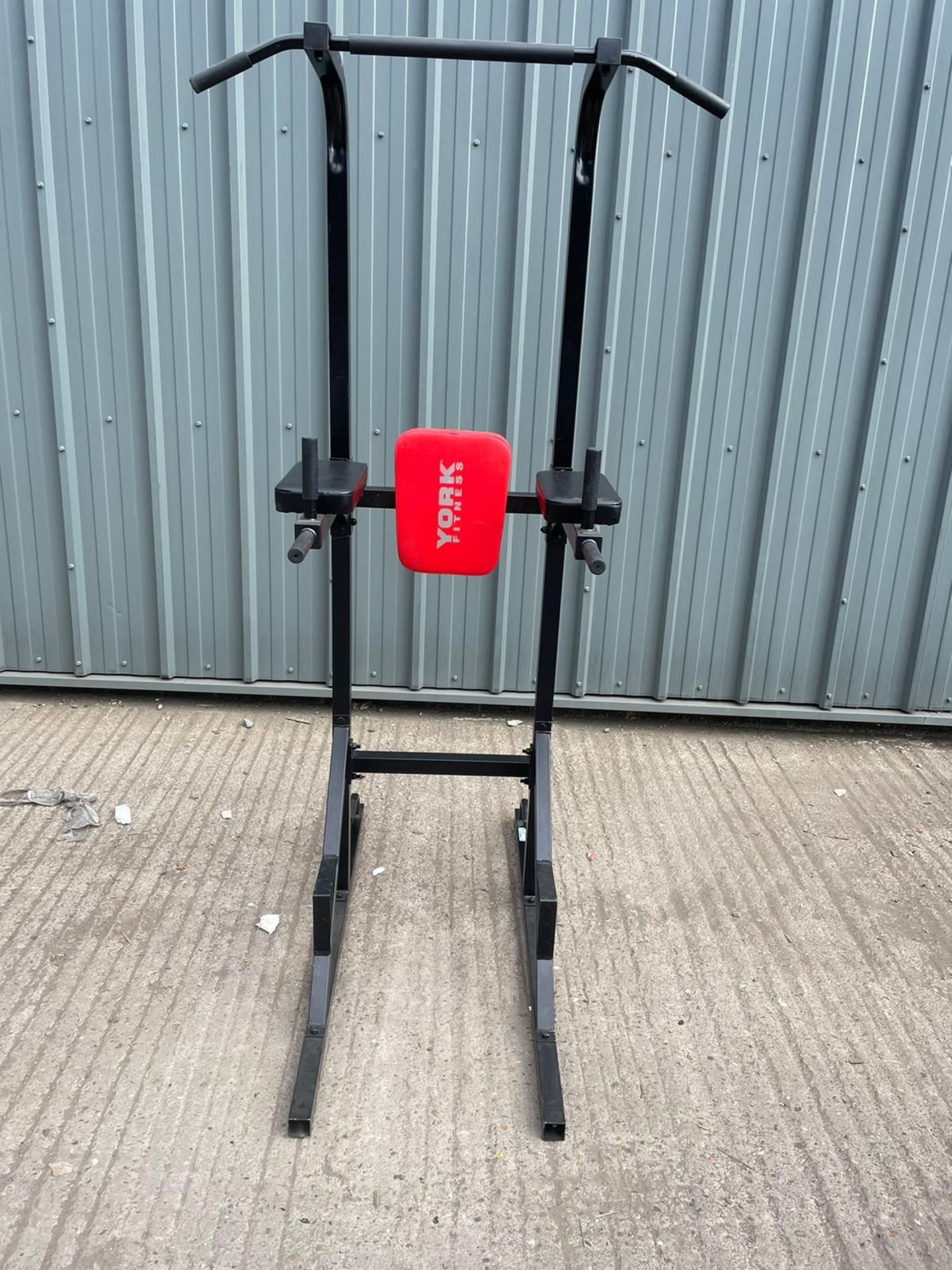 York Fitness Pull Up/dip station *PLUS VAT*