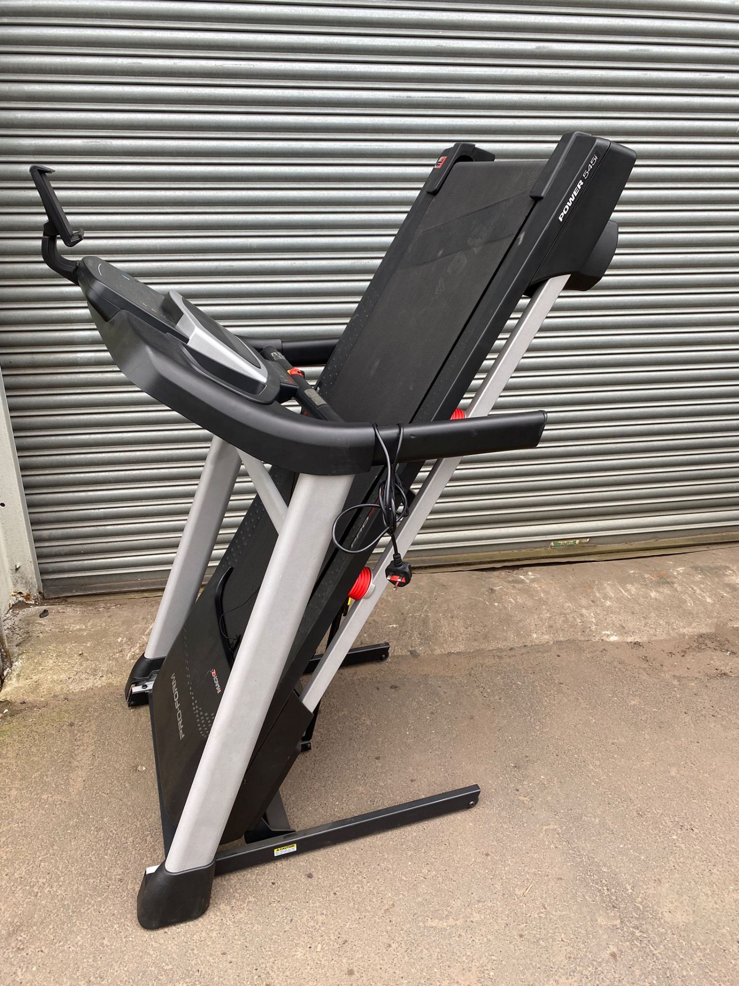 ProForm 545i folding treadmill *PLUS VAT* - Image 2 of 3