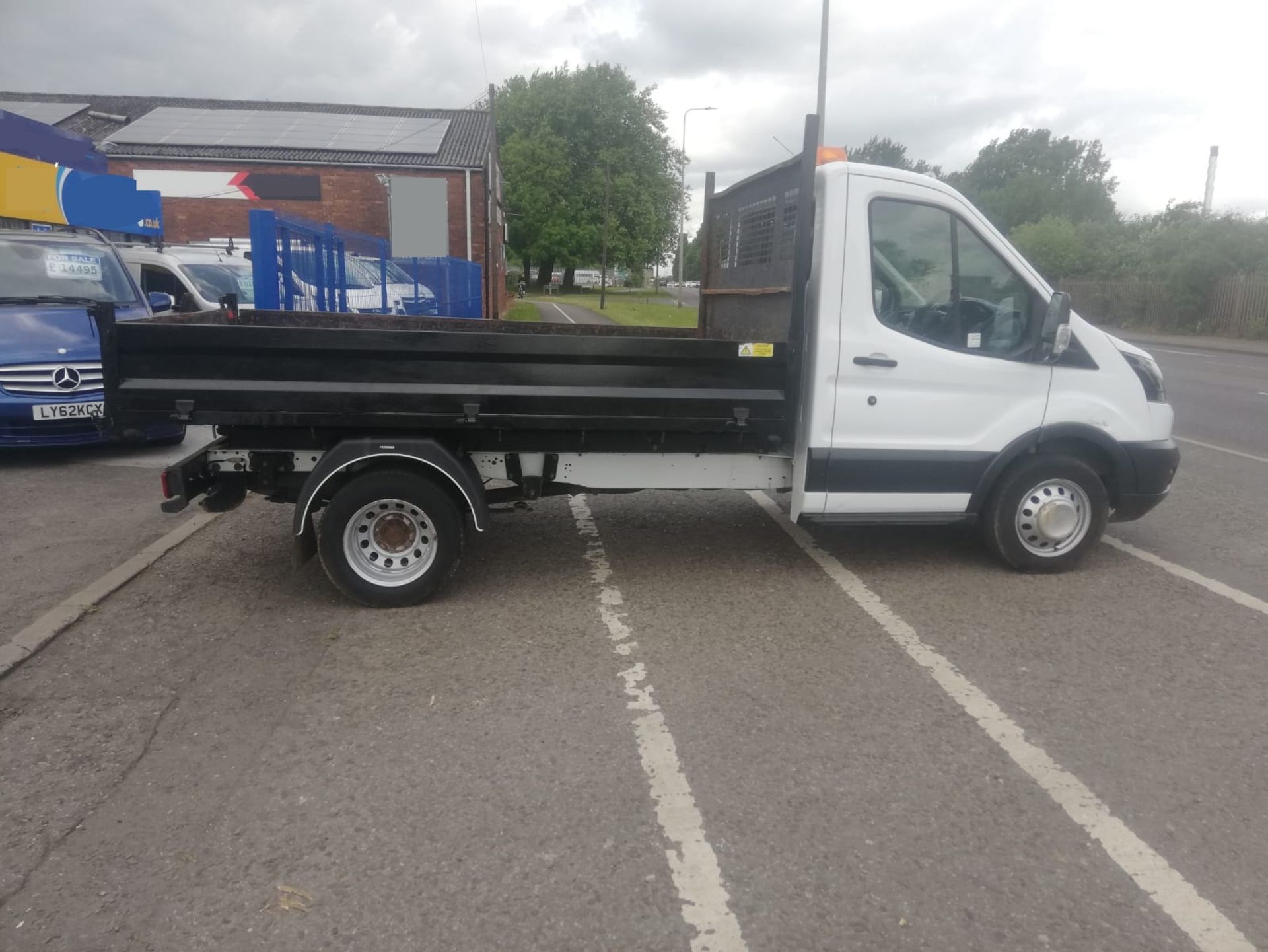 2018/68 FORD TRANSIT 350 WHITE TIPPER, EURO 6, STEEL TIPPING BODY, 2 KEYS *PLUS VAT* - Image 8 of 11