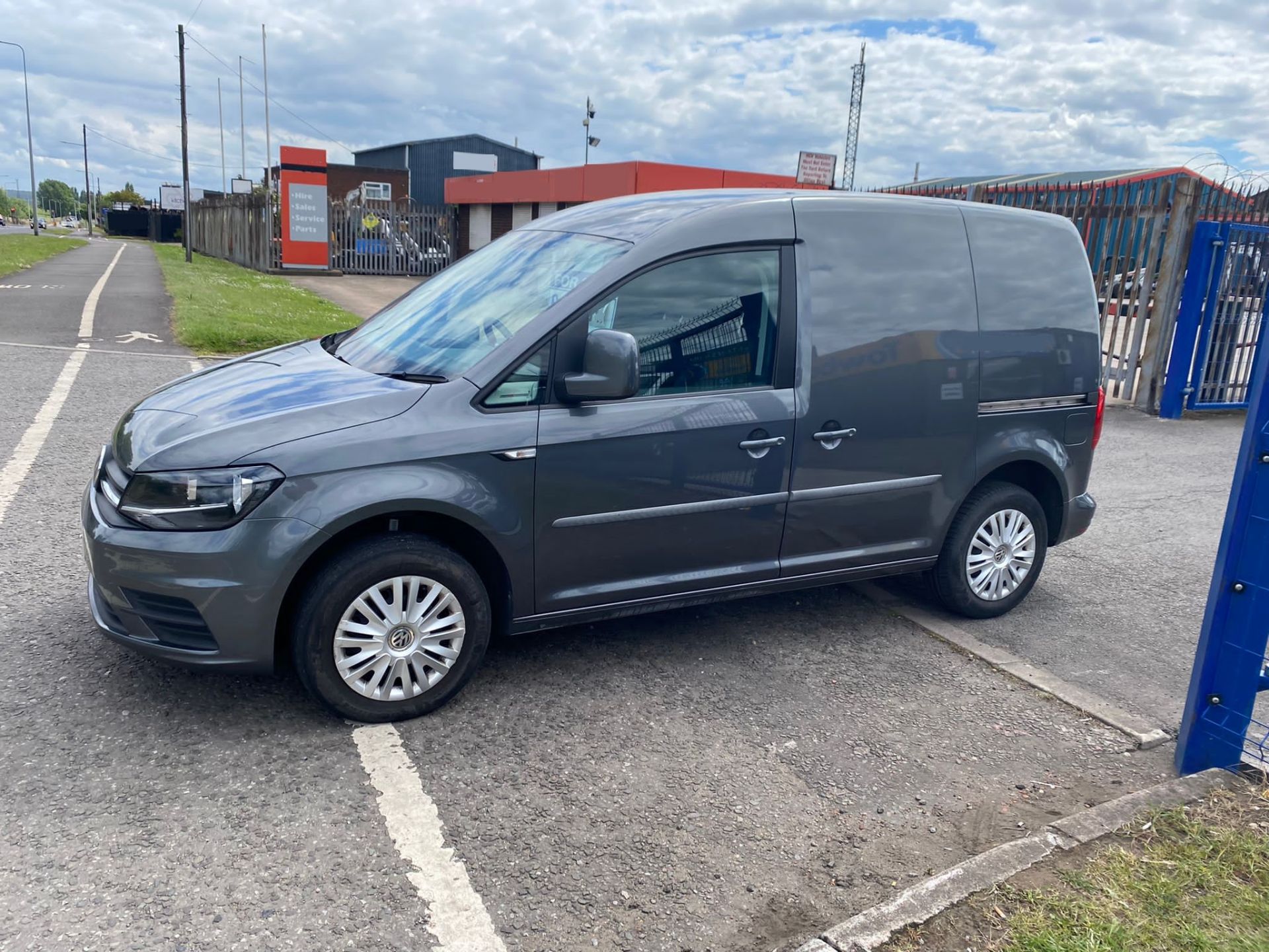 2018 18 VOLKSWAGEN CADDY C20 TRENDLINE TDI GREY, 62k miles, Ply lined, Full mot, Air con *PLUS VAT* - Image 3 of 9