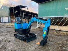 NEW AND UNUSED JPC HT12 1 TON MINI DIGGER, RUNS DRIVES AND DIGS, PIPED FOR FRONT ATTACHMENTS