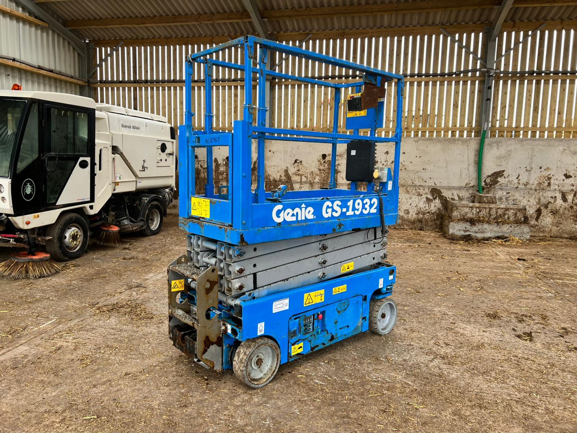 2014 Genie-GS1932 Electric Scissor Lift, Drives And Lifts, Showing A Low 243 Hours! *PLUS VAT* - Image 6 of 16