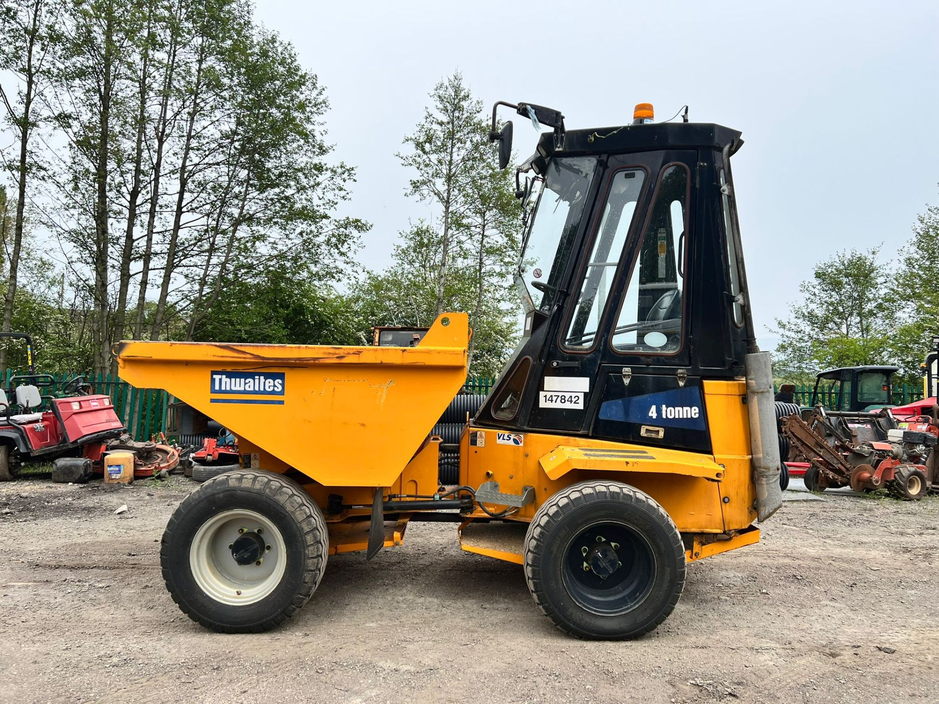 2010 Thwaites 4 Tonne 4WD Dumper, Runs Drives And Tips, Showing A Low 1322 Hours! *PLUS VAT* - Image 4 of 21