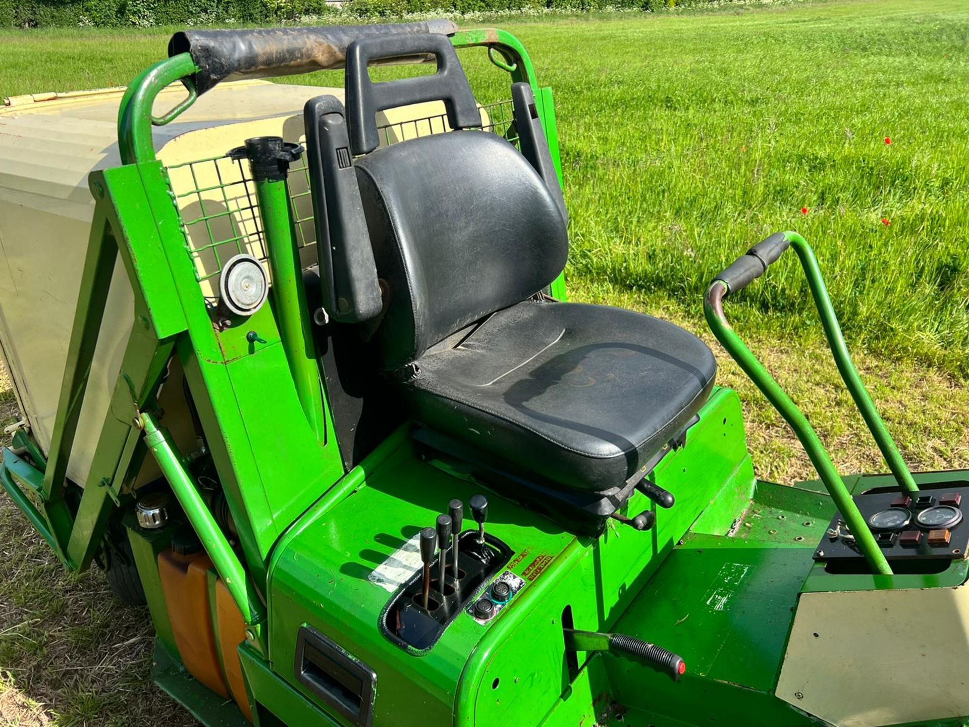 AMAZONE PROFIHOPPER DIESEL HIGH TIP MOWER *PLUS VAT* - Image 11 of 20