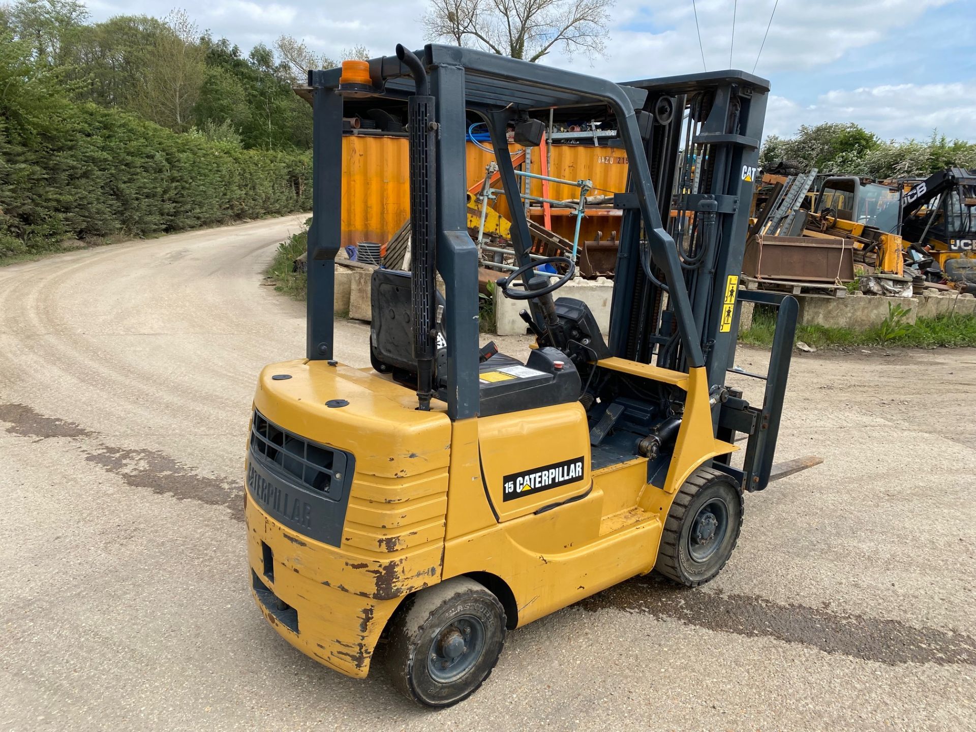 1999 CAT DP15 1.5 ton diesel forklift, 8000 hours, free lift container mast, side shift, *PLUS VAT* - Image 3 of 6