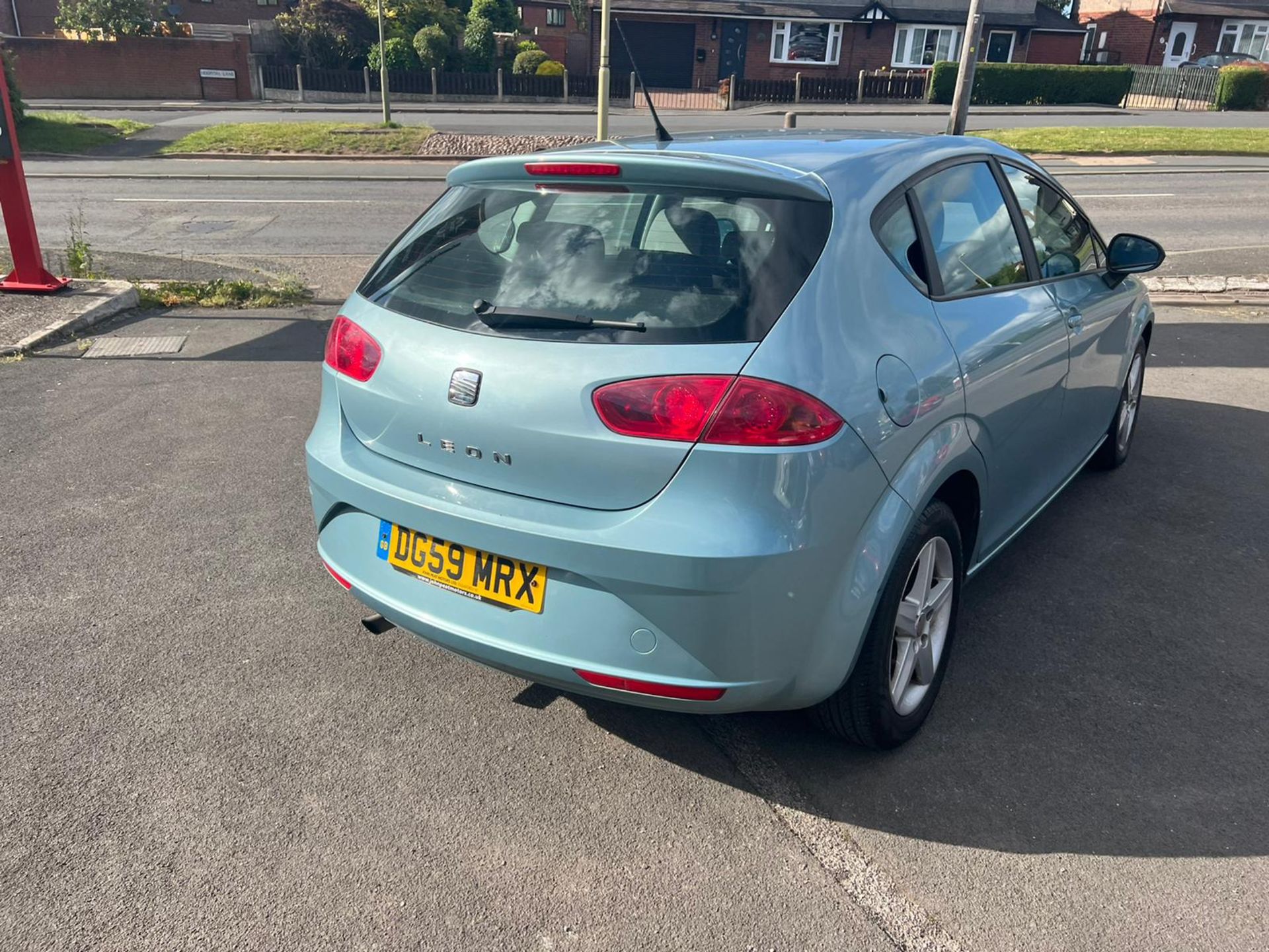 2009/59 SEAT LEON S TDI 89 BLUE HATCHBACK, 168,437 miles, 1.9tdi *NO VAT* - Image 3 of 7