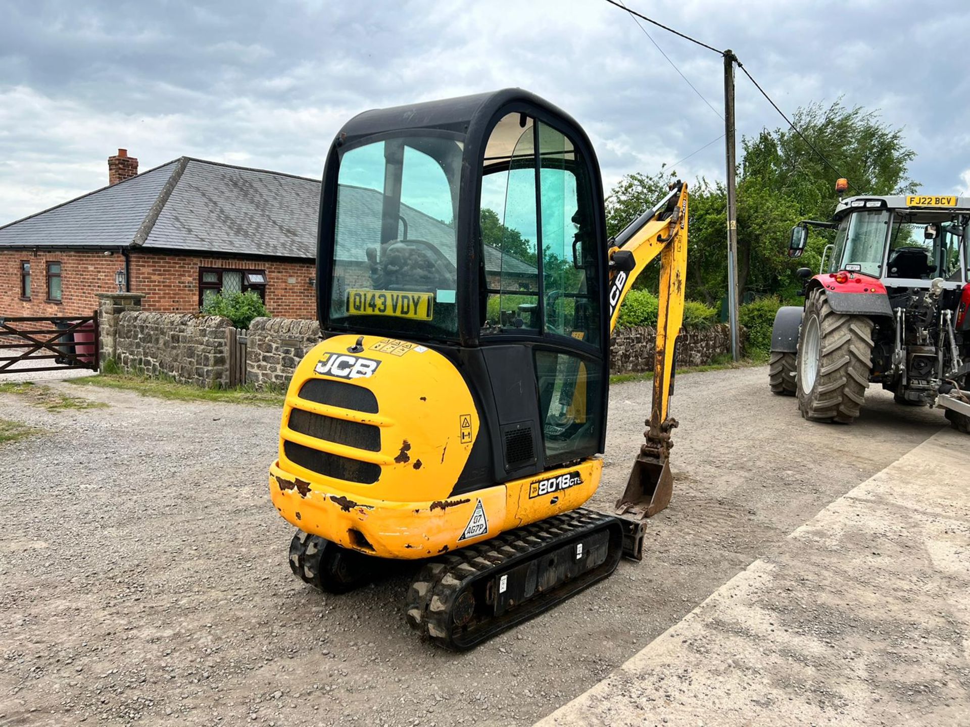 2013 JCB 8018 1.8 Ton Mini Digger With Indespension 2.7 Ton Plant Trailer Runs Drives "PLUS VAT" - Image 3 of 28