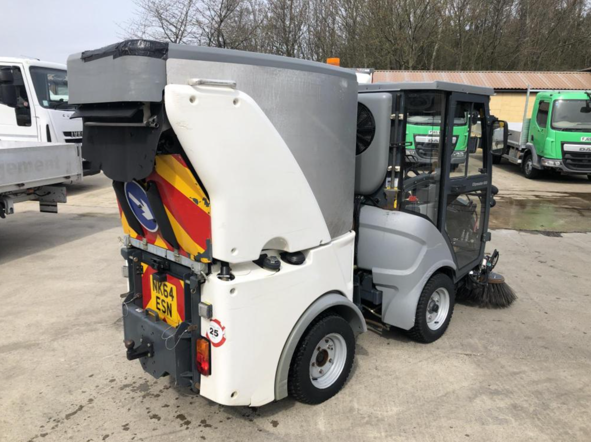 2015 64 plate hako 600 citymaster sweeper, Jet wash air conditioning*PLUS VAT* - Image 2 of 15