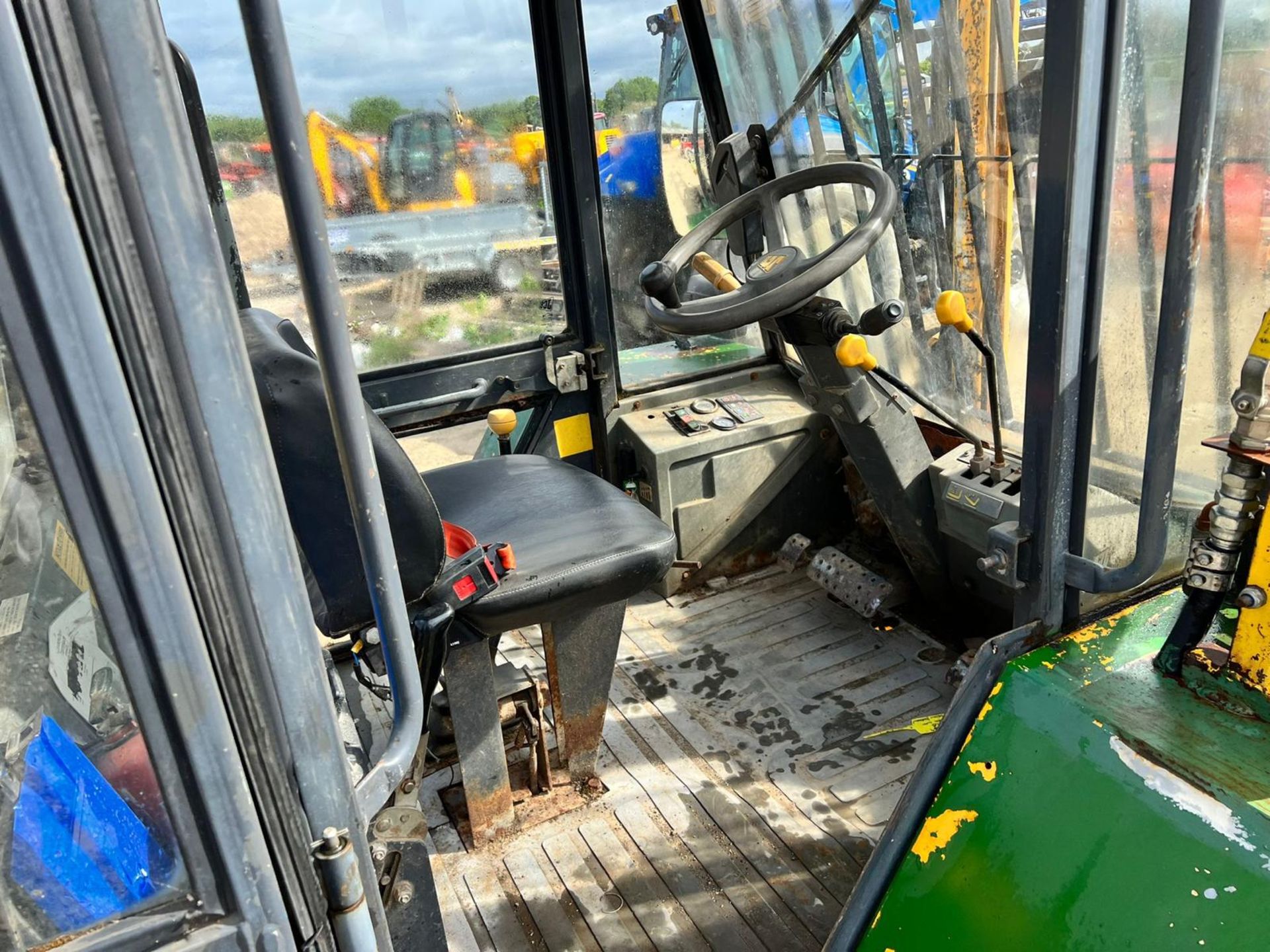 JCB 926 4x4 DIESEL ROUGH TERRAIN FORKLIFT, ROAD REGISTERED, ELECTRIC START *PLUS VAT* - Image 21 of 23