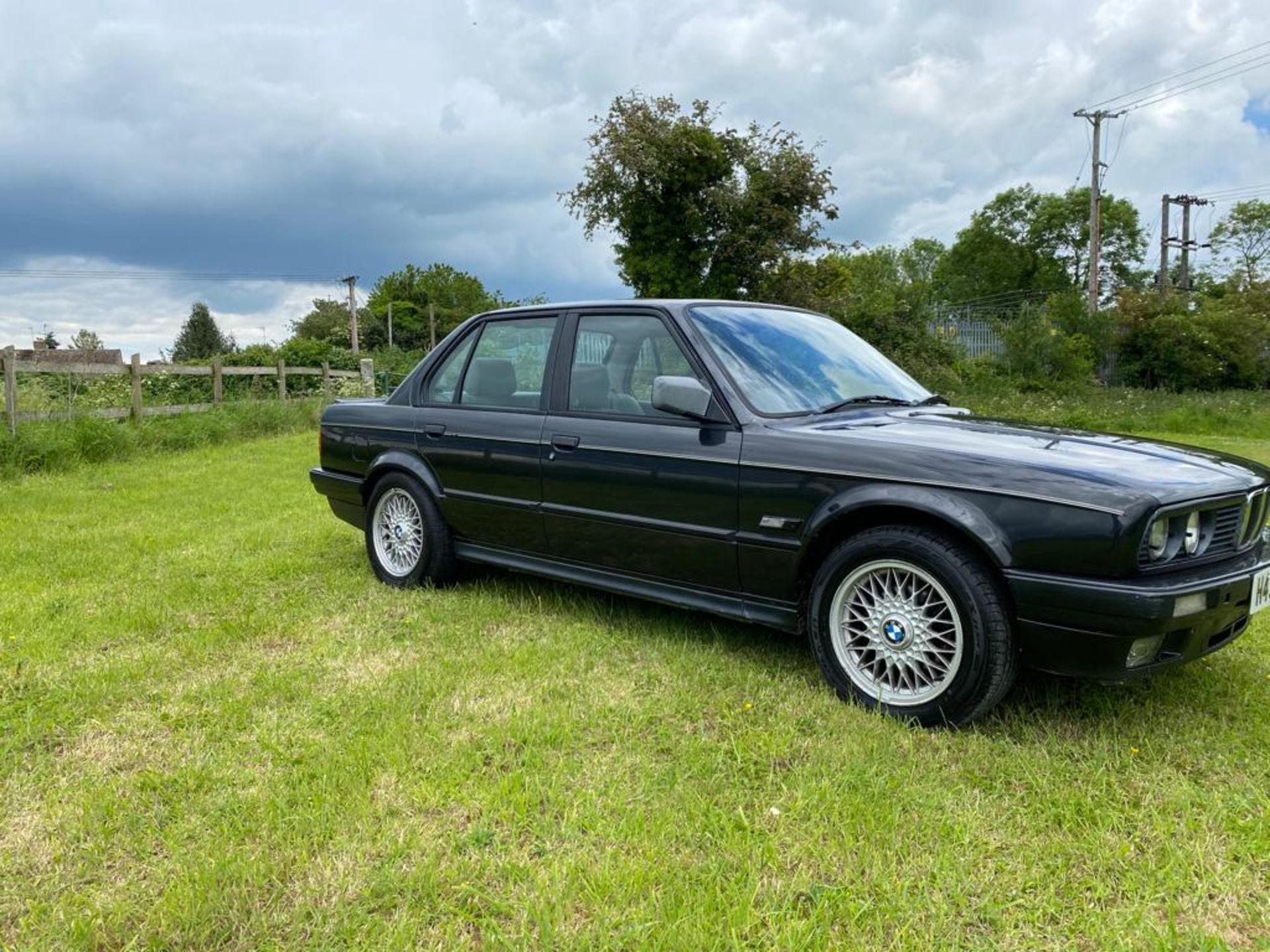 1991 BMW E30 325I SE BLACK SALOON *NO VAT* - Image 7 of 8