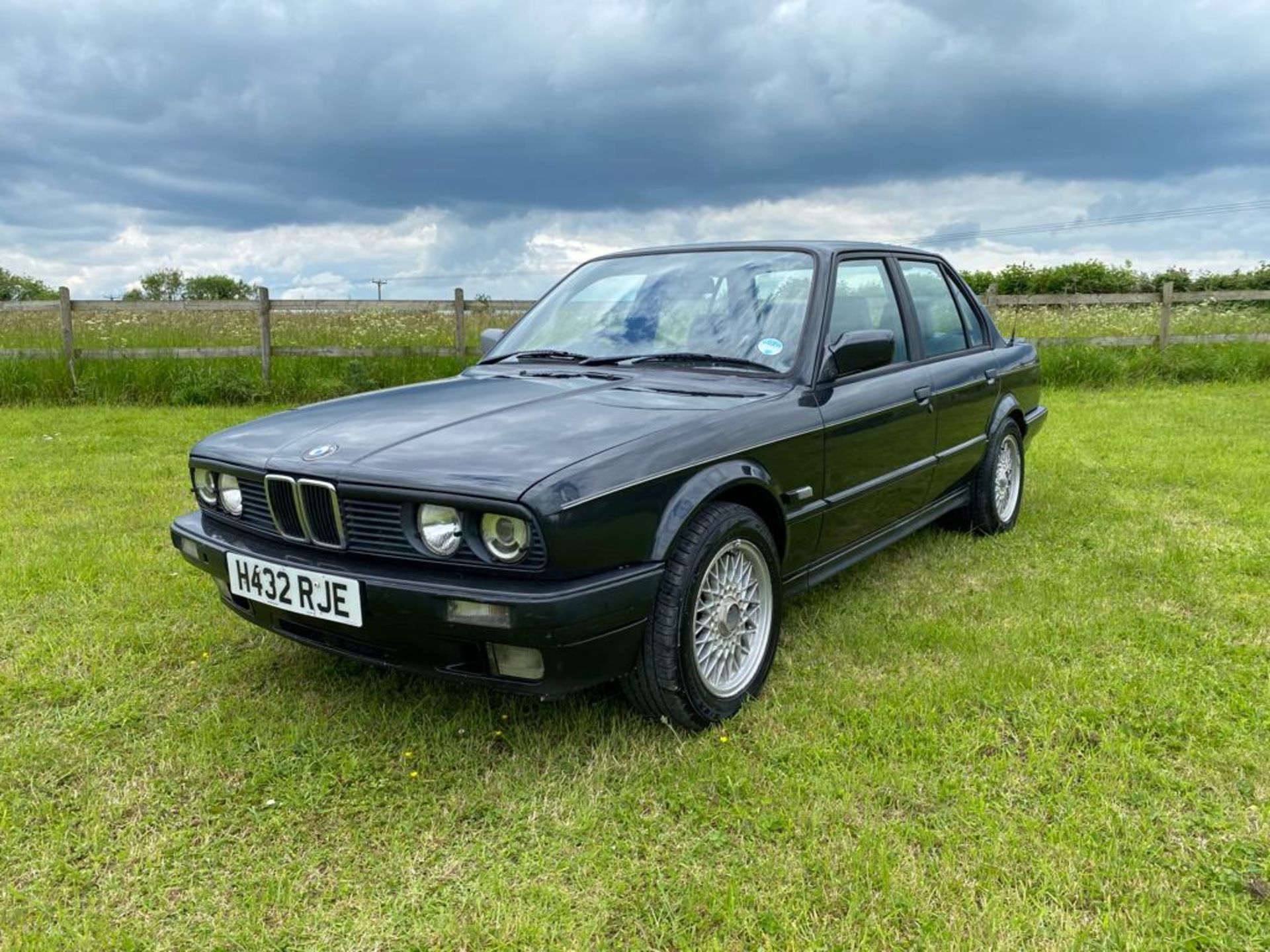 1991 BMW E30 325I SE BLACK SALOON *NO VAT* - Image 2 of 8