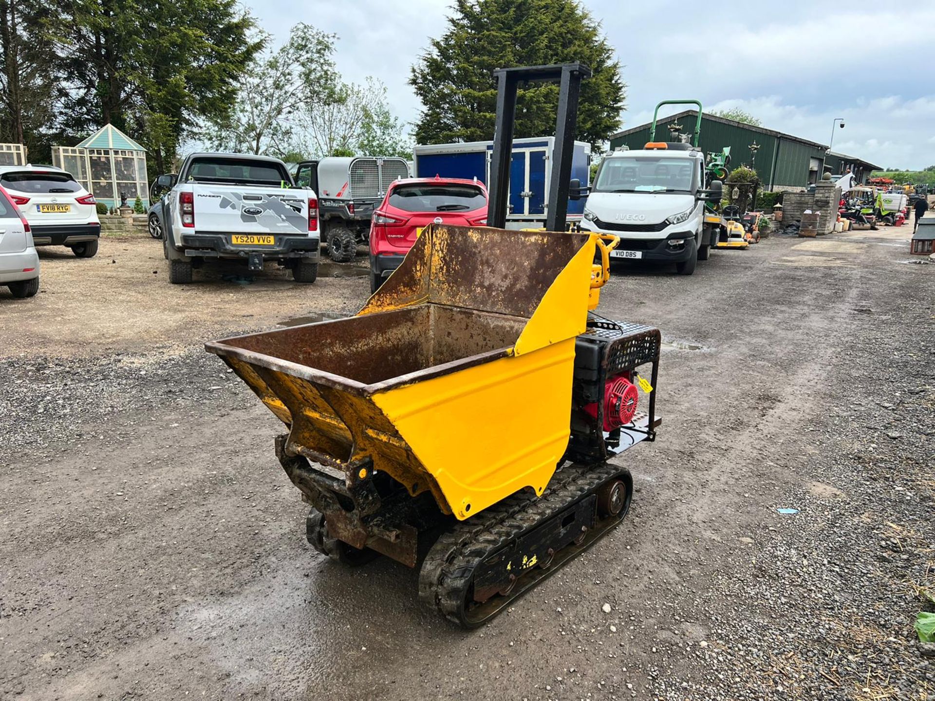 JCB Walk Behind Tracked Dumper, 2 SPEED TRACKING, ELECTRIC OR PULL START *PLUS VAT* - Image 9 of 19