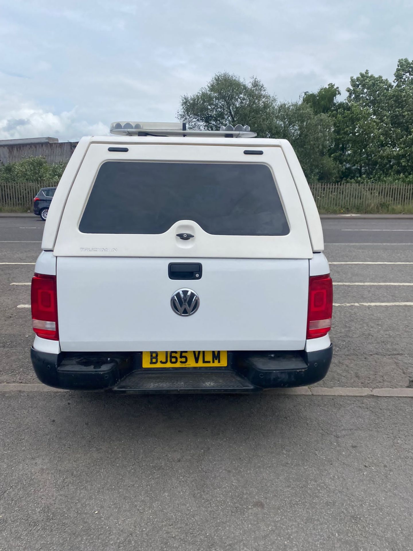 2015/65 VOLKSWAGEN AMAROK STARTLINE TDI4MOTION DC WHITE PICK UP *PLUS VAT* - Image 4 of 9