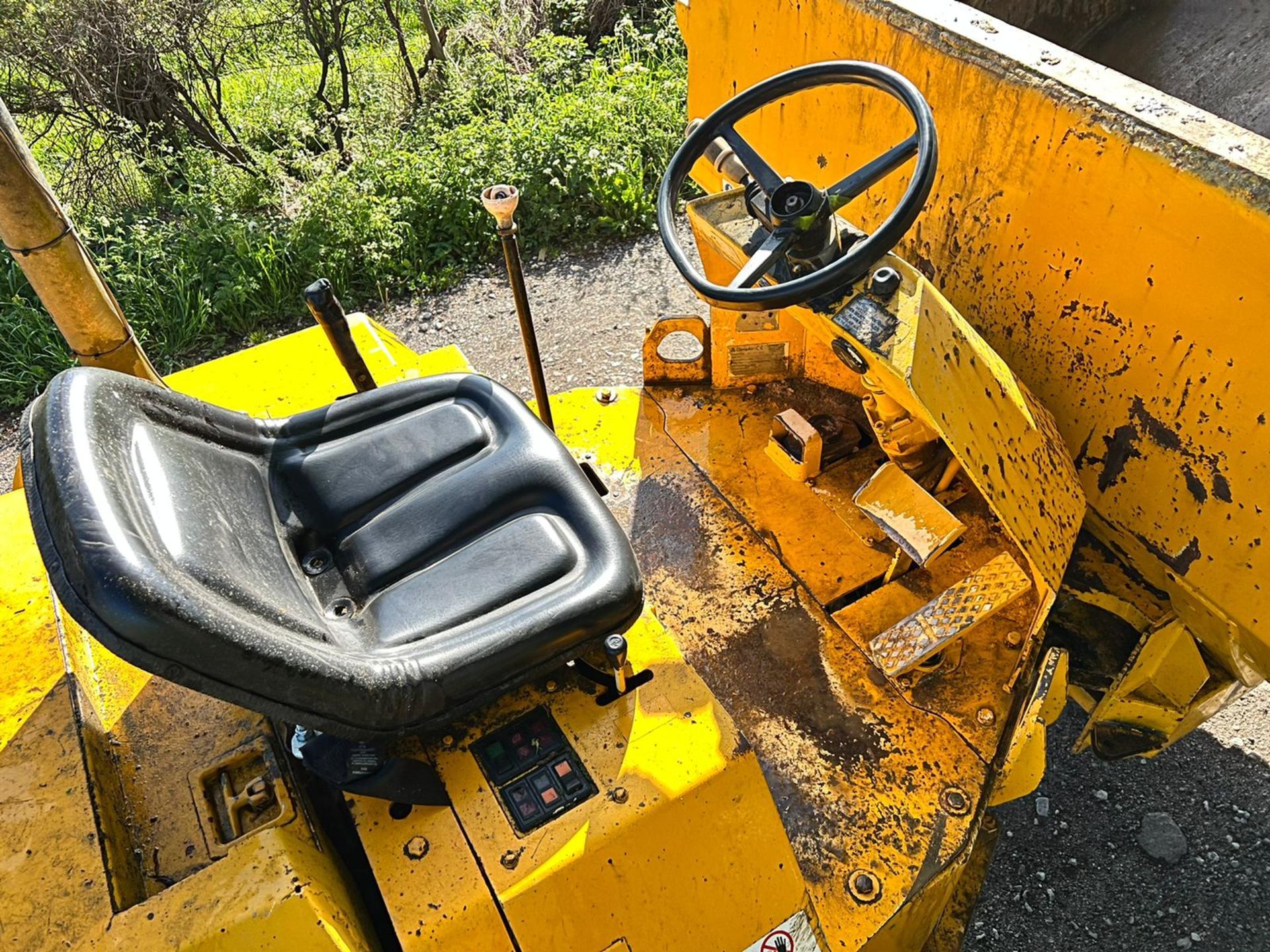 Compair Holman 6000 6 Ton Dumper, Runs Drives And Tips, Showing A Low 2833 Hours *PLUS VAT* - Image 8 of 13