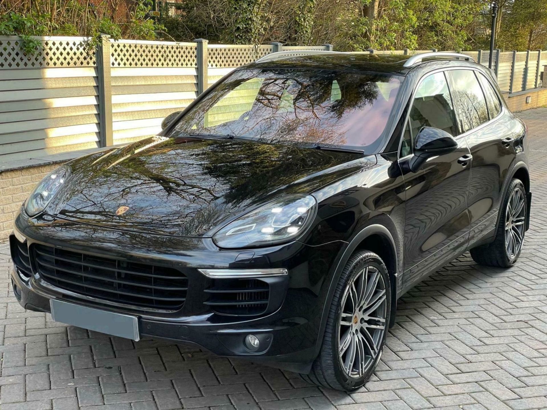 2016 Porsche Cayenne Diesel 5dr Tiptronic S ESTATE Diesel Automatic, 62K MILES *NO VAT* - Image 3 of 12