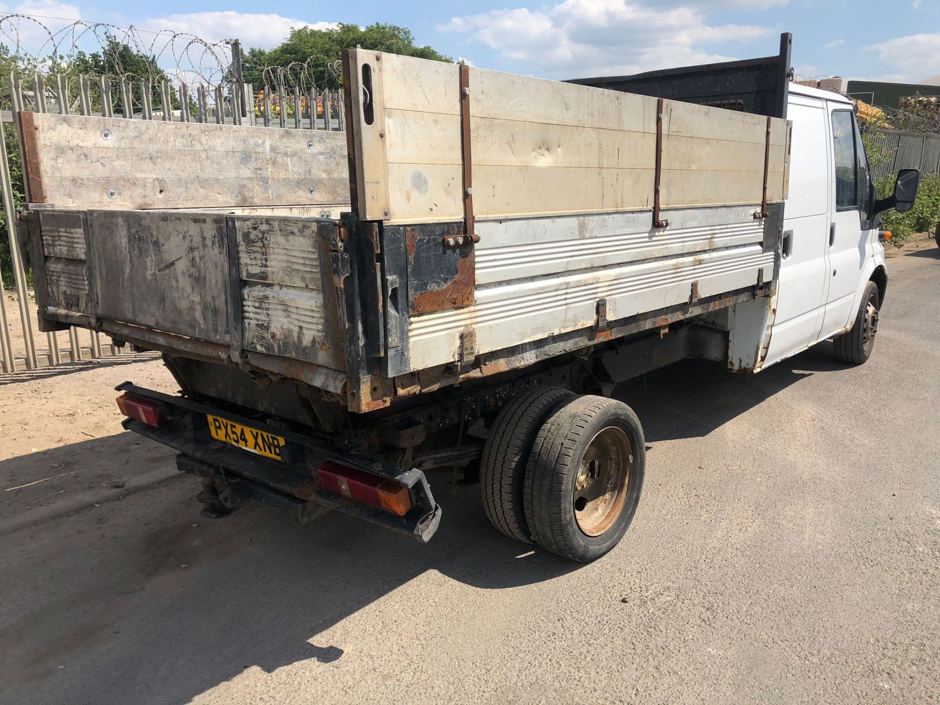 FORD TRANSIT 350 LWB WHITE TIPPER, A "NON-RUNNER" *NO VAT* - Image 8 of 18