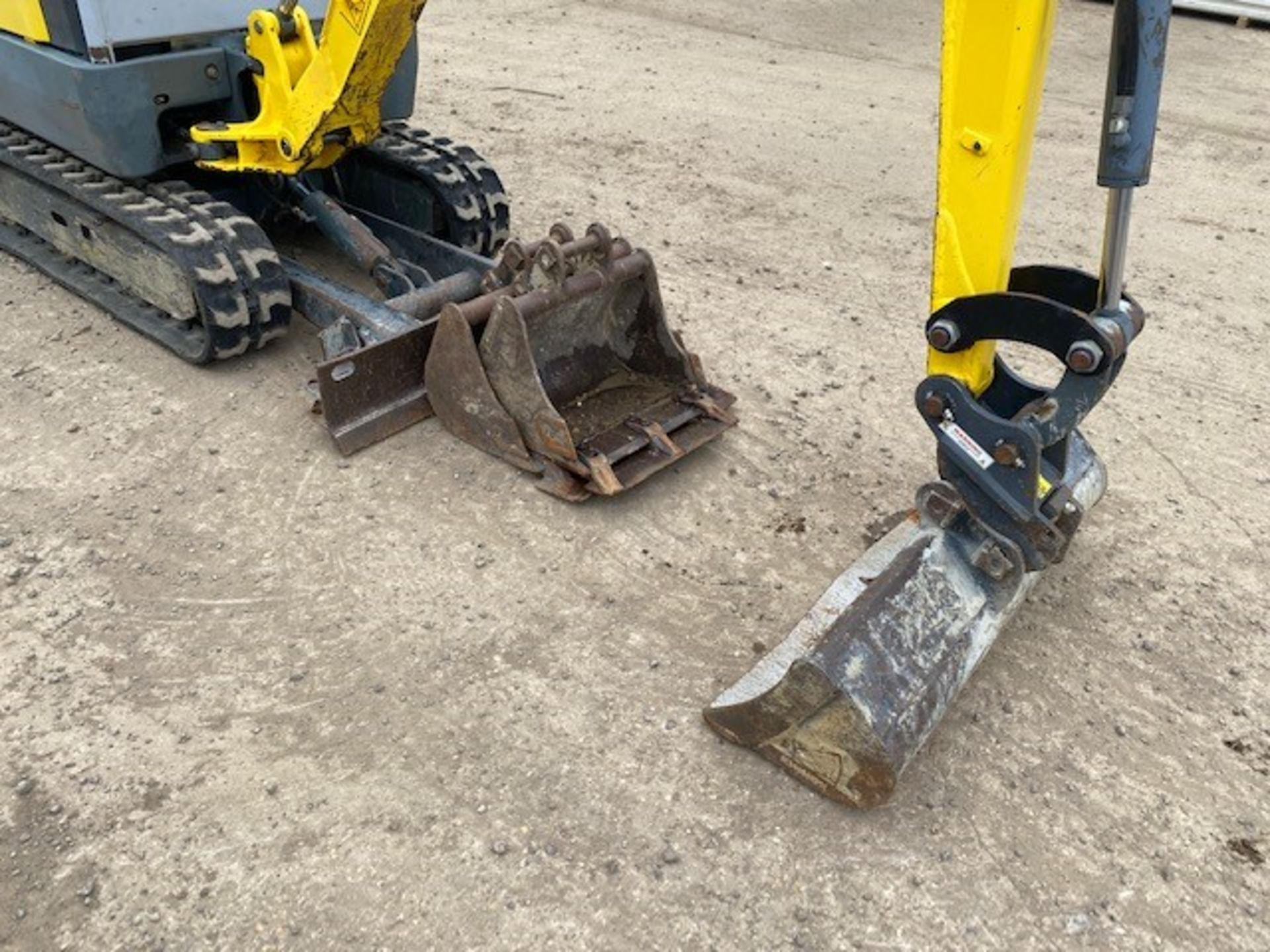 2015 WACKER NEUSON E17Z, 1.7 TON MINI DIGGER *PLUS VAT* - Image 8 of 13