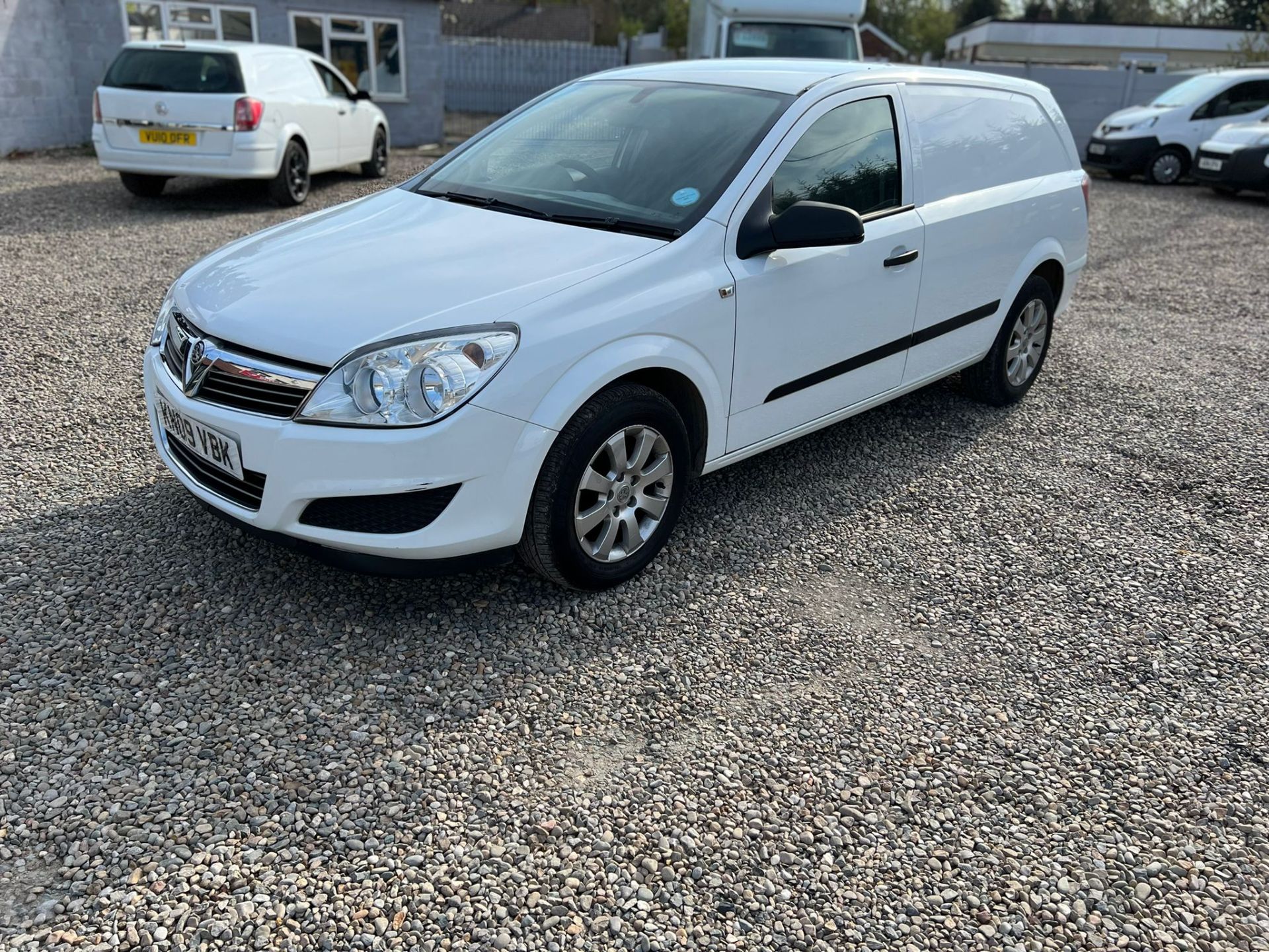 2009 VAUXHALL ASTRA CLUB CDTI VAN, 1.3 DIESEL, 108,977 MILES *NO VAT* - Image 2 of 8