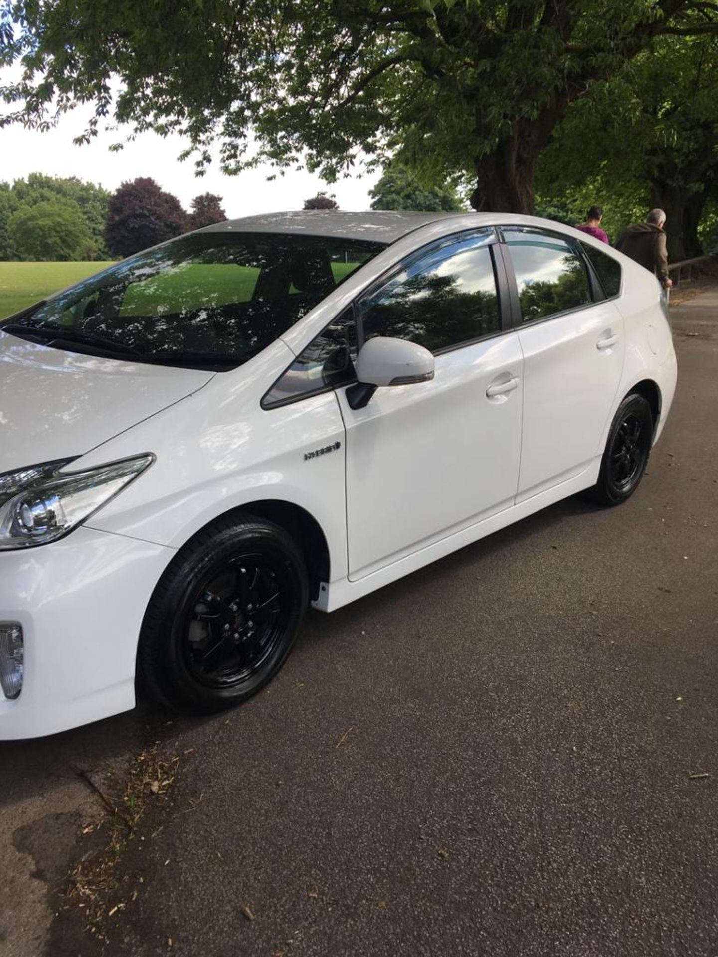 2015 TOYOTA PRIUS WHITE AUTOMATIC HYBRID *NO VAT* - Image 3 of 23