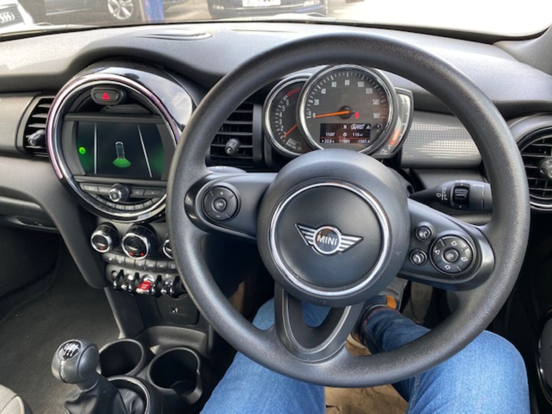 2019/68 MINI COOPER CLASSIC GREY CONVERTIBLE *PLUS VAT* - Image 9 of 18