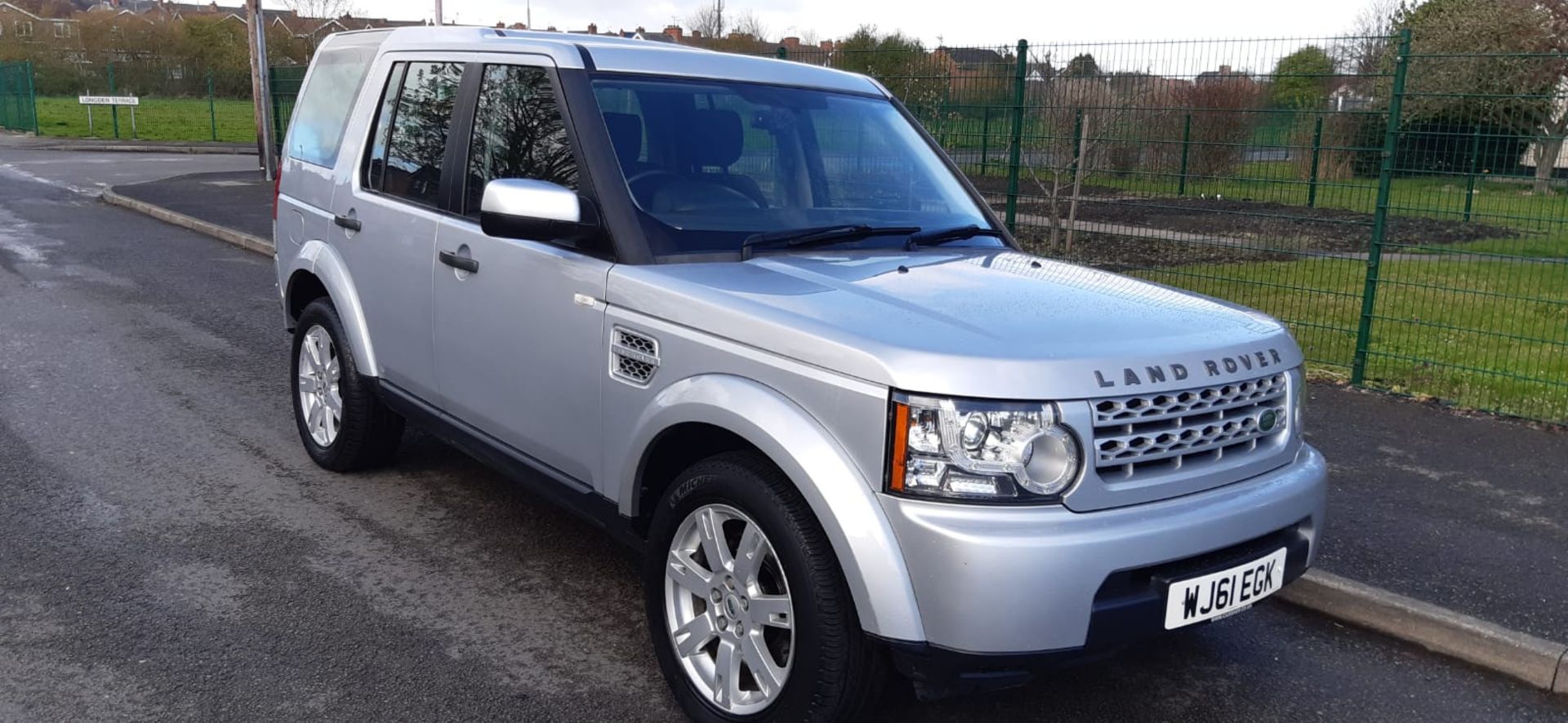 LAND ROVER DISCOVERY GS SDV6 AUTO 7 SEATER SILVER ESTATE, 127K MILES *NO VAT* - Image 2 of 16