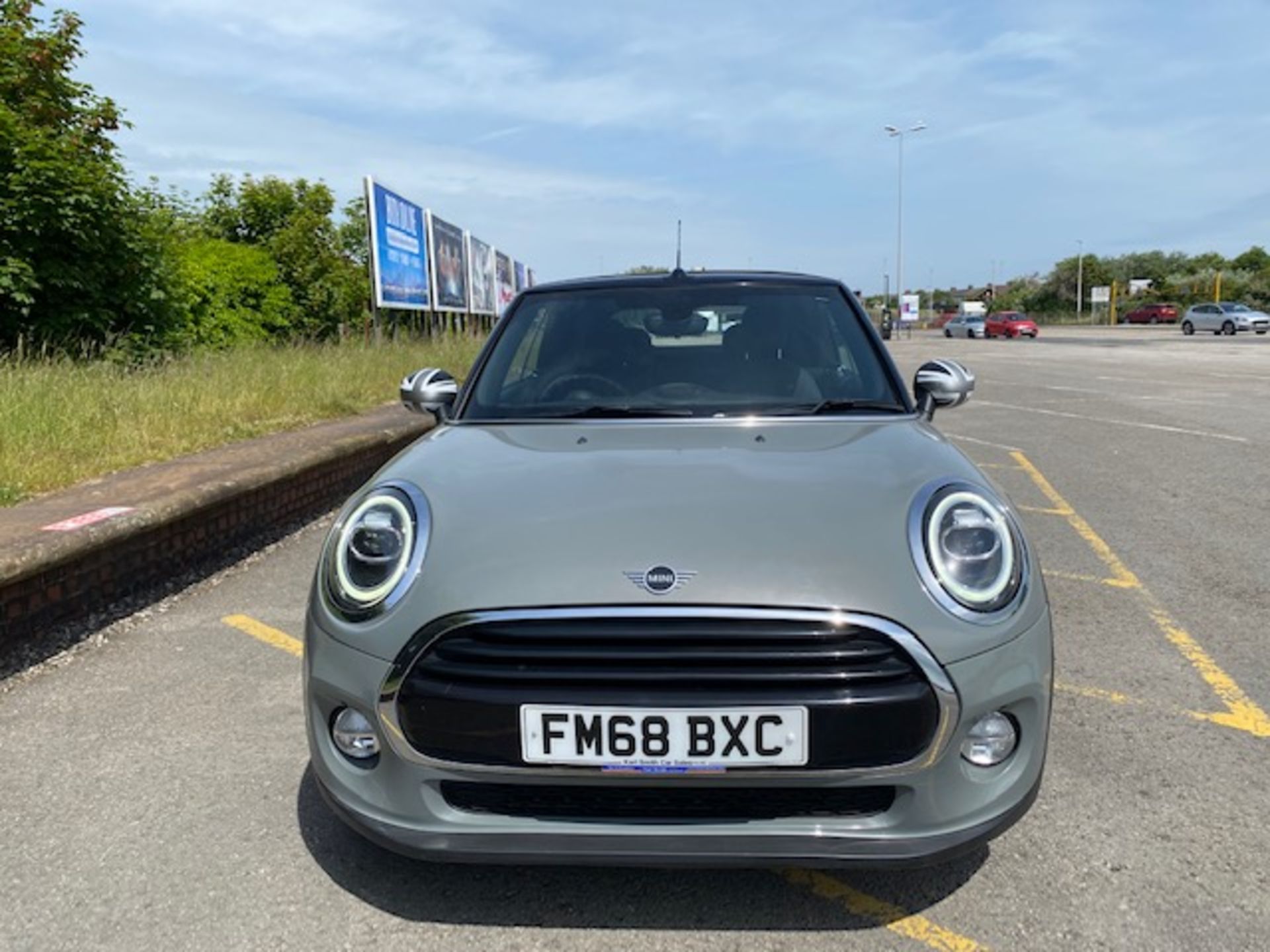 2019/68 MINI COOPER CLASSIC GREY CONVERTIBLE *PLUS VAT* - Image 2 of 18