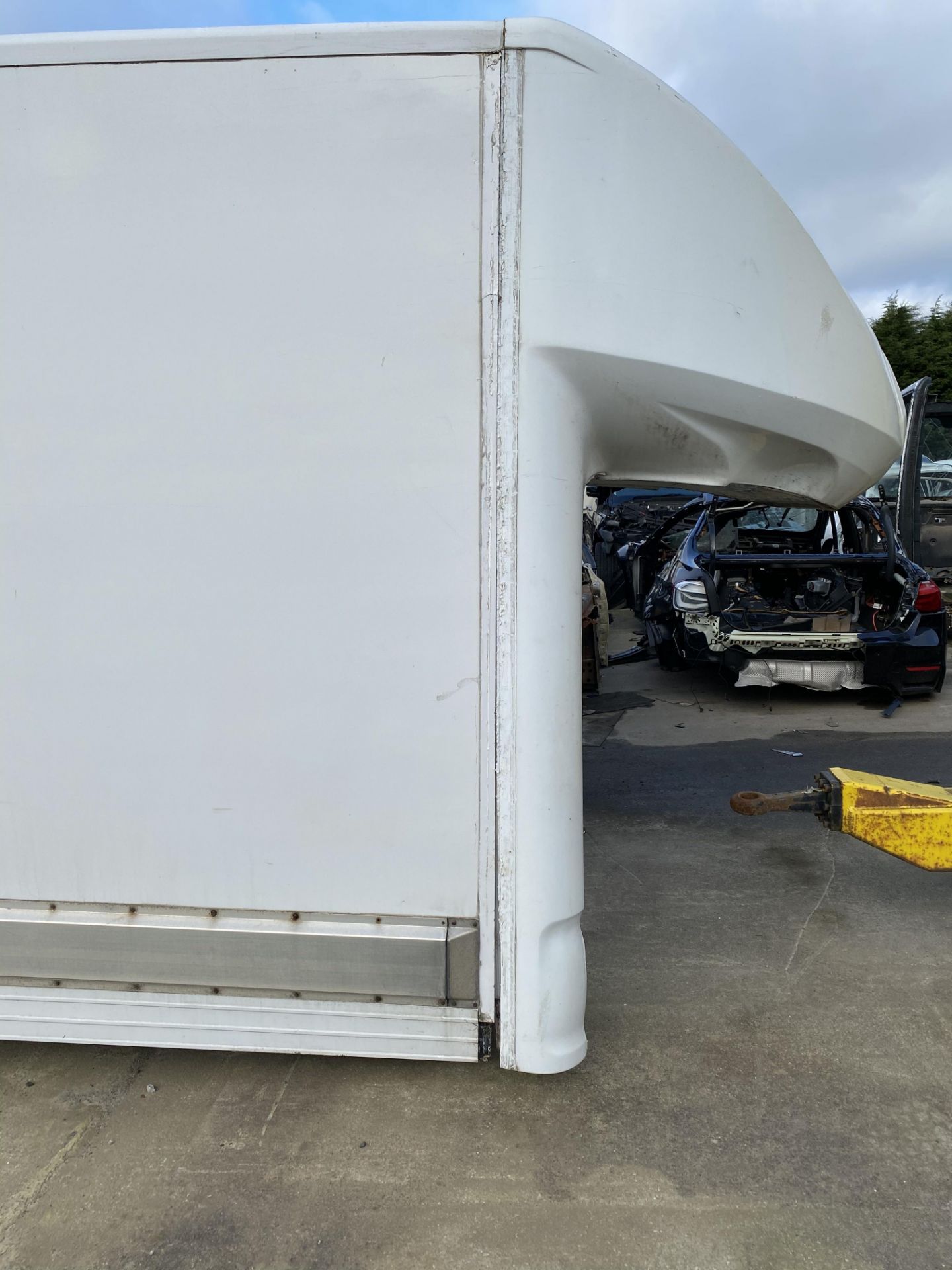 LUTON BODY WITH TAIL LIFT, TAKEN FROM A 2016 FORD TRANSIT VAN, APPROX 13FT LONG *PLUS VAT* - Image 4 of 10