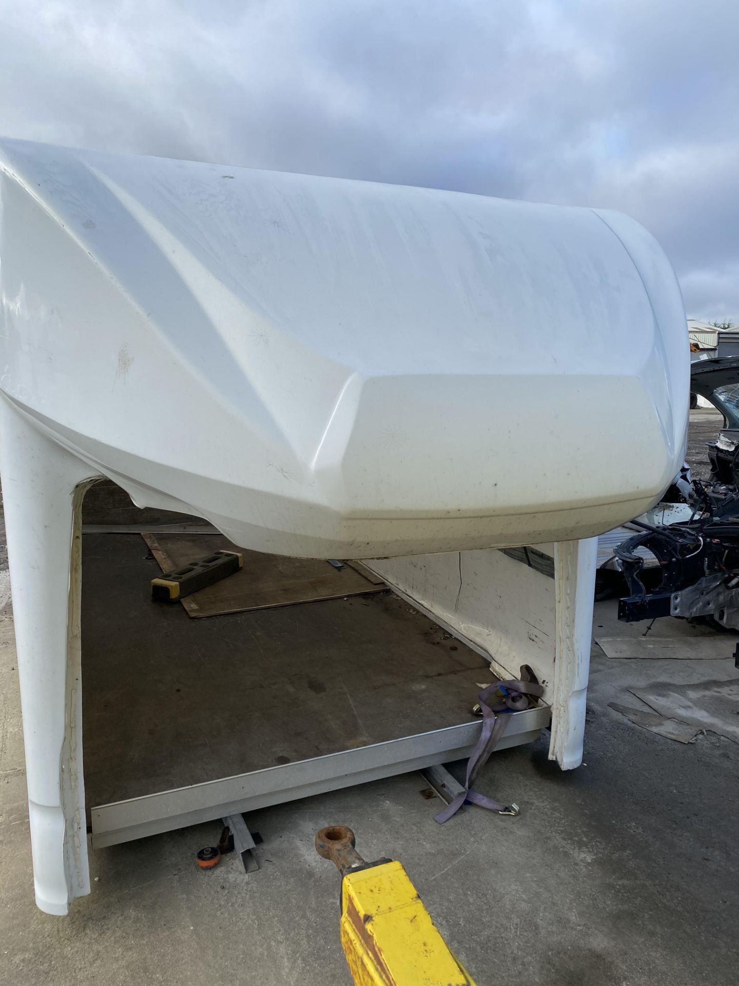 LUTON BODY WITH TAIL LIFT, TAKEN FROM A 2016 FORD TRANSIT VAN, APPROX 13FT LONG *PLUS VAT*