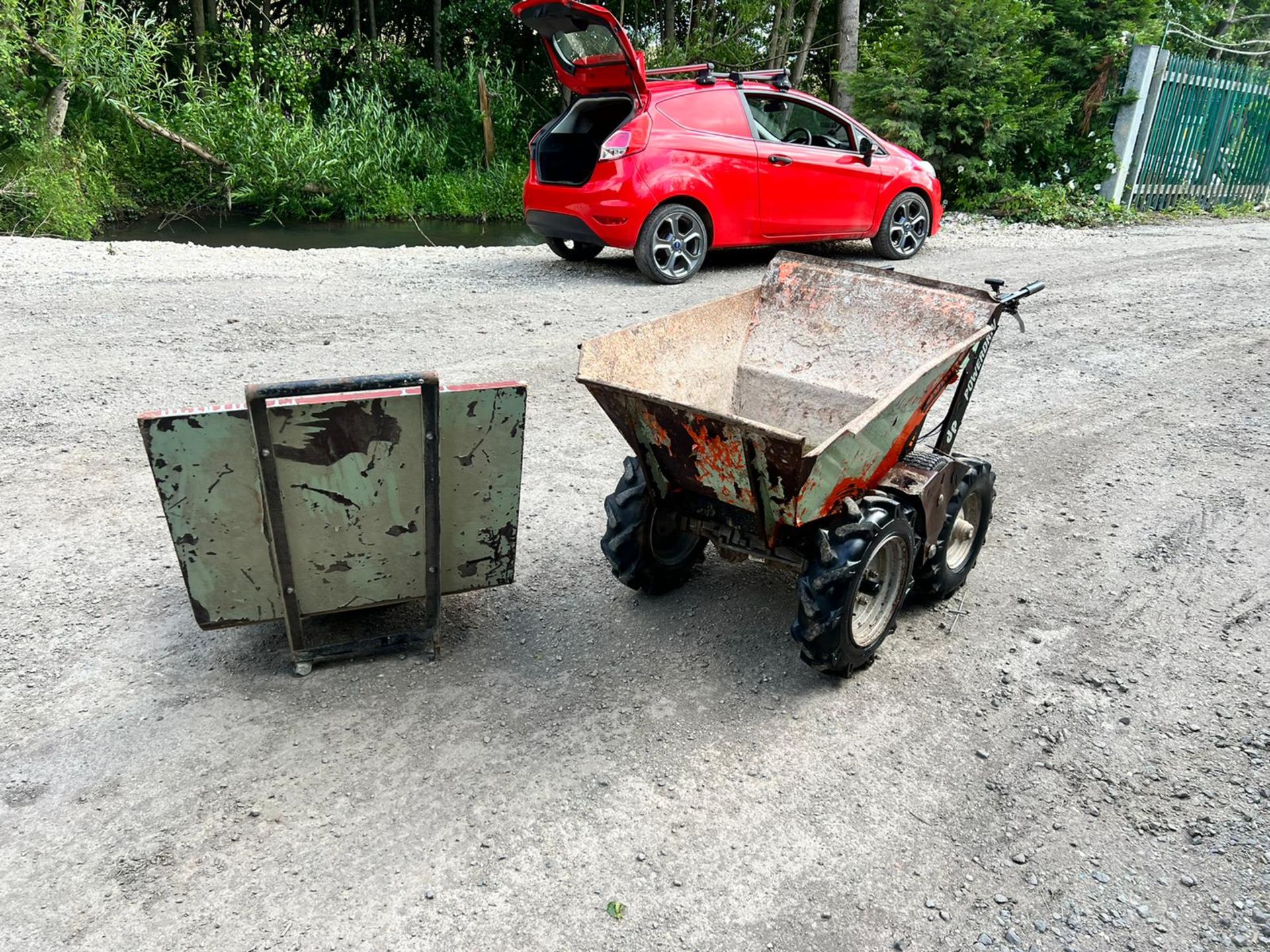 Mucktruck Powerdrive 4x4 Walk Behind Wheeled Dumper With Flatbed Body *PLUS VAT* - Image 5 of 9