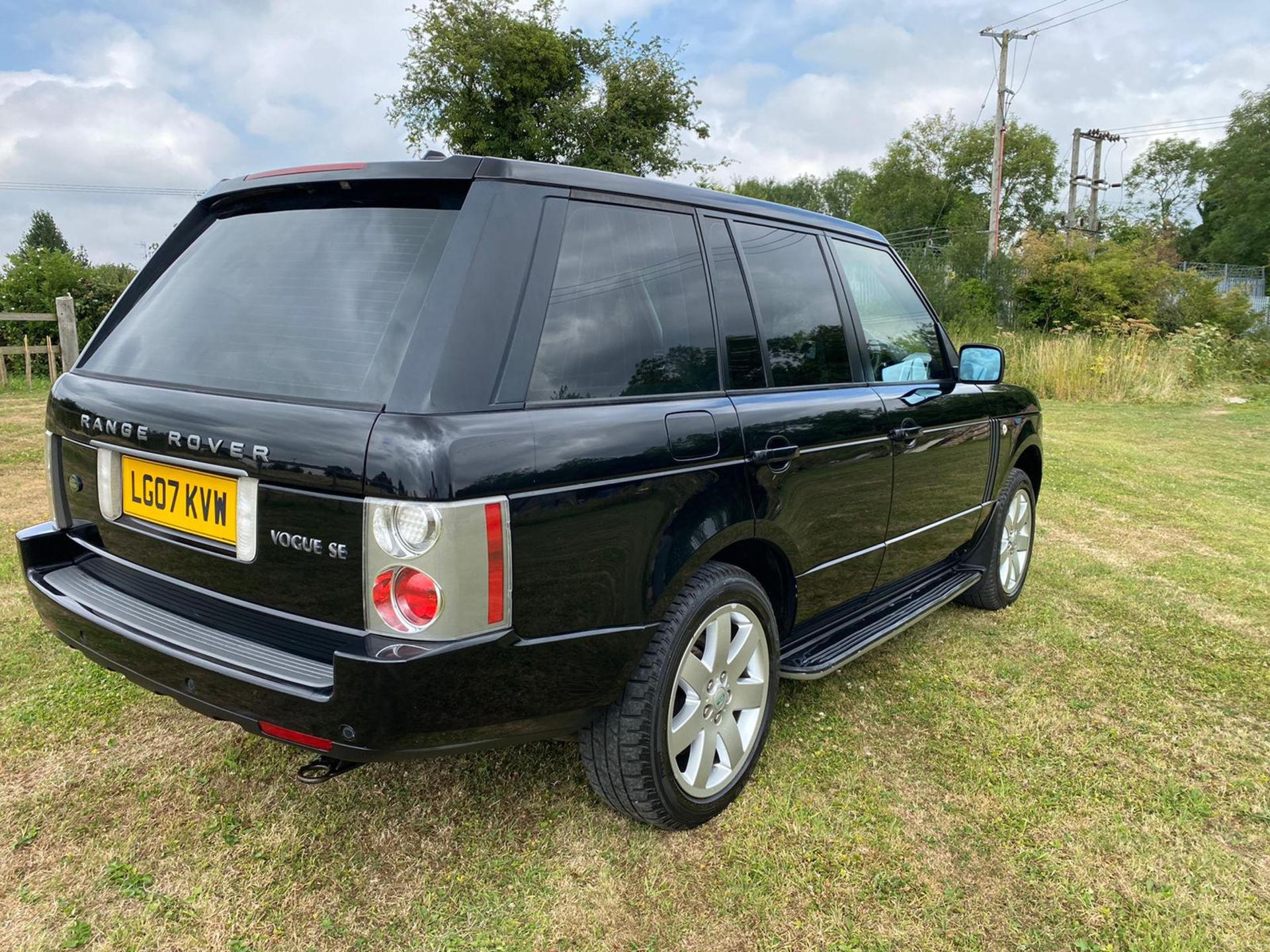 2007 LAND ROVER RANGE ROVER VOGUE SE A BLACK ESTATE *NO VAT* - Image 7 of 14