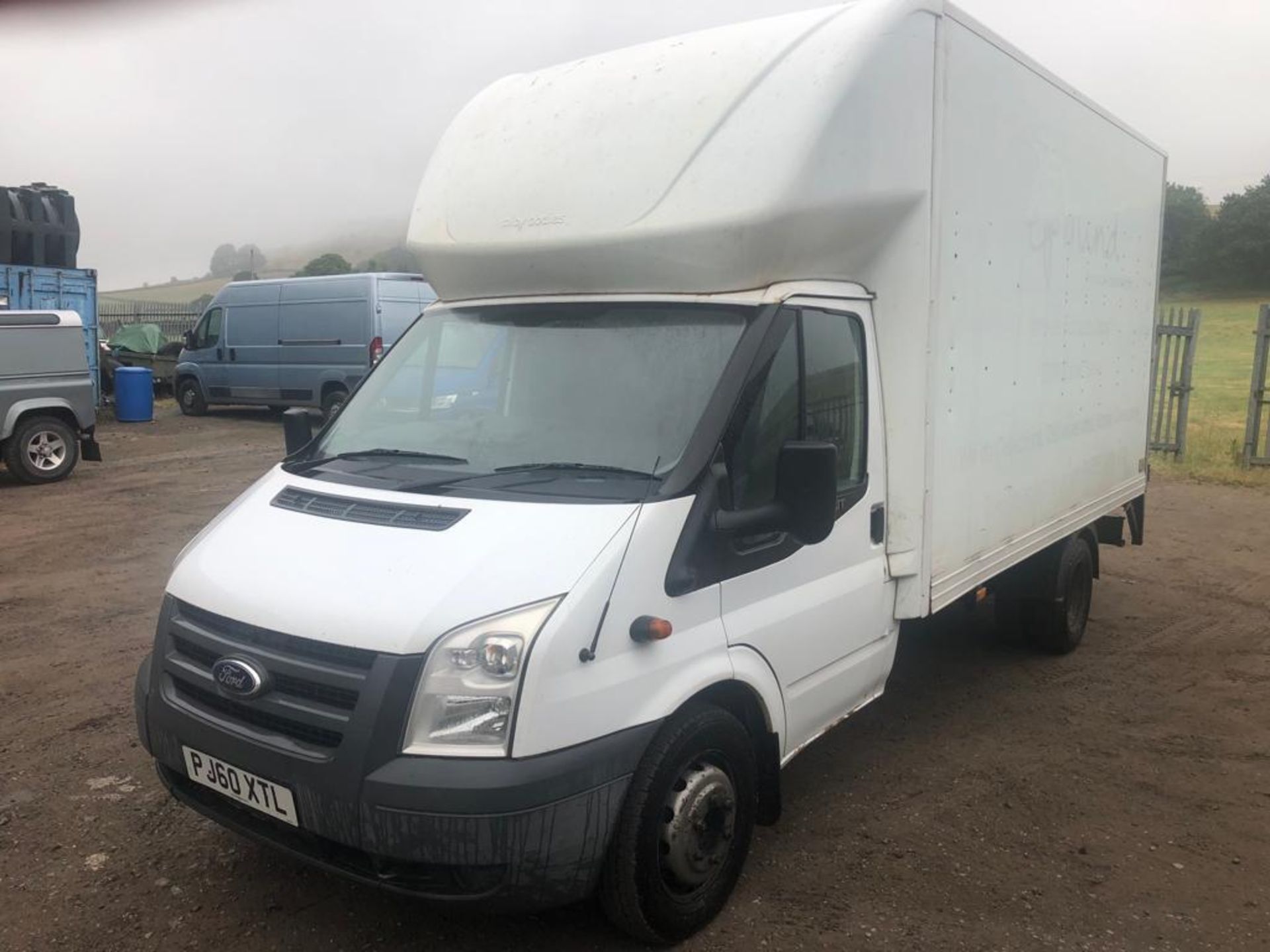 2011/60 FORD TRANSIT 115 T350L RWD WHITE LUTON *PLUS VAT* - Image 2 of 12