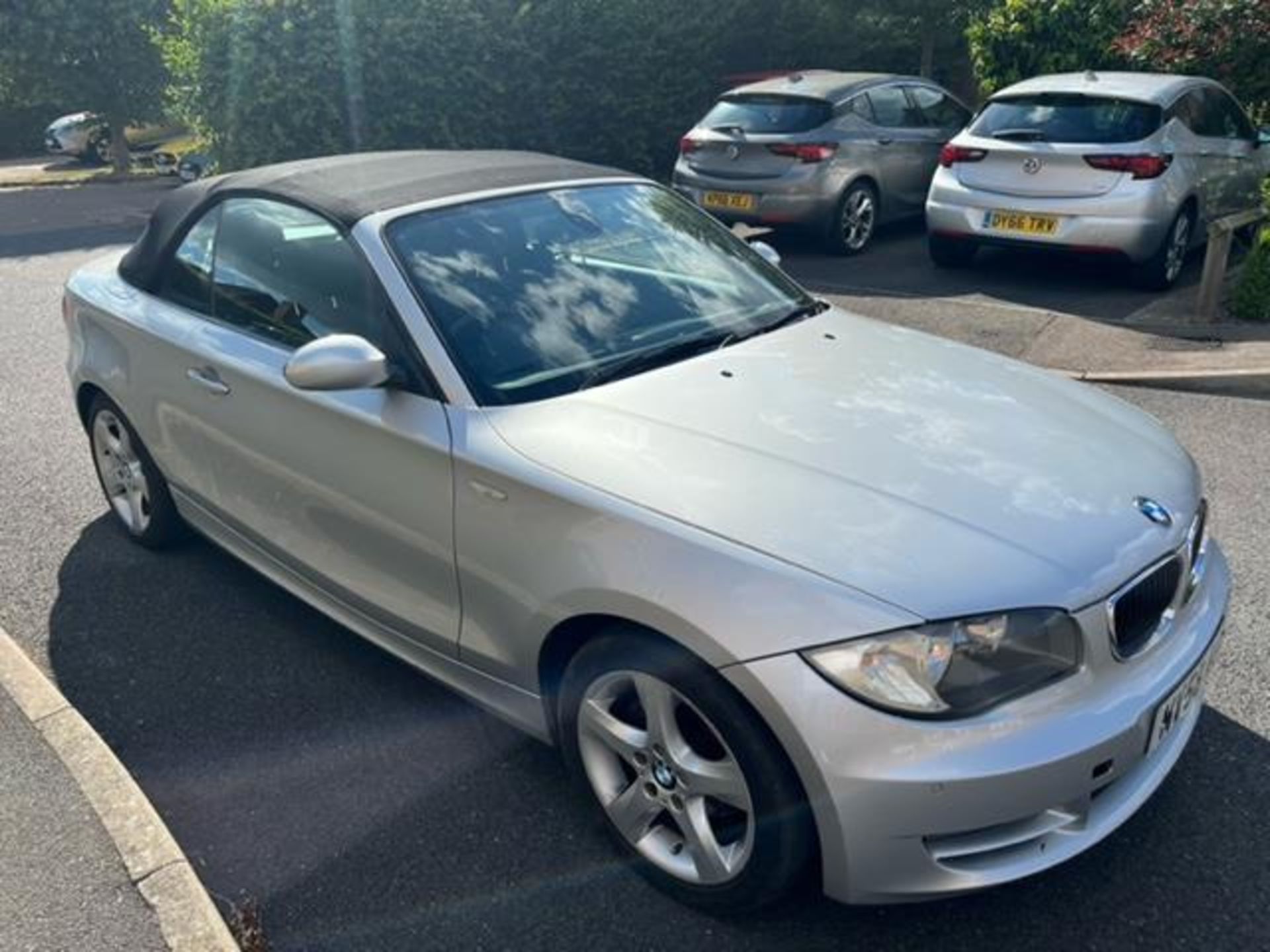 2008/58 BMW 118I SE SILVER CONVERTIBLE *NO VAT* - Image 4 of 15