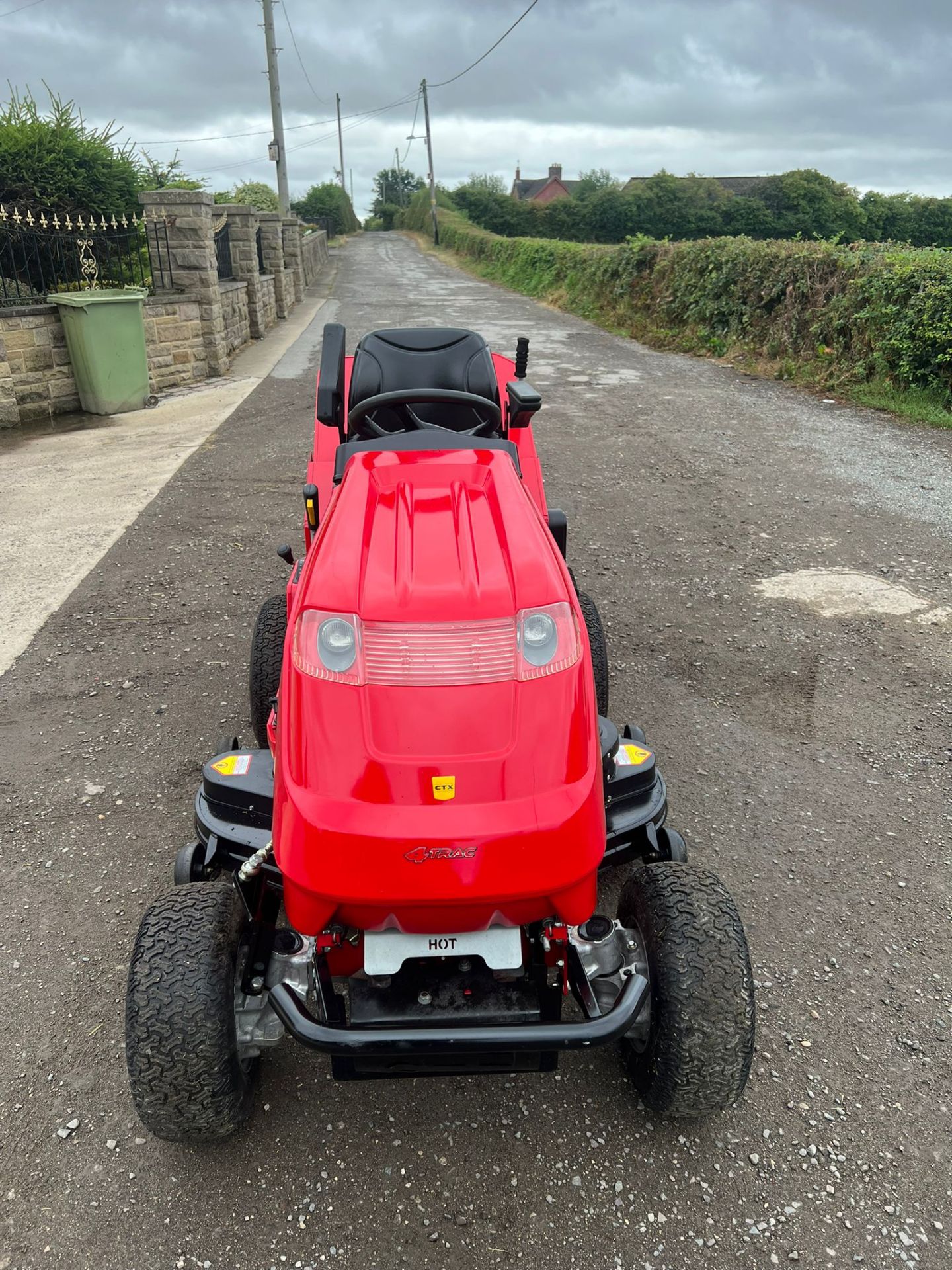 COUNTAX C600H RIDE ON LAWN MOWER 4 WHEEL DRIVE *PLUS VAT* - Image 2 of 17