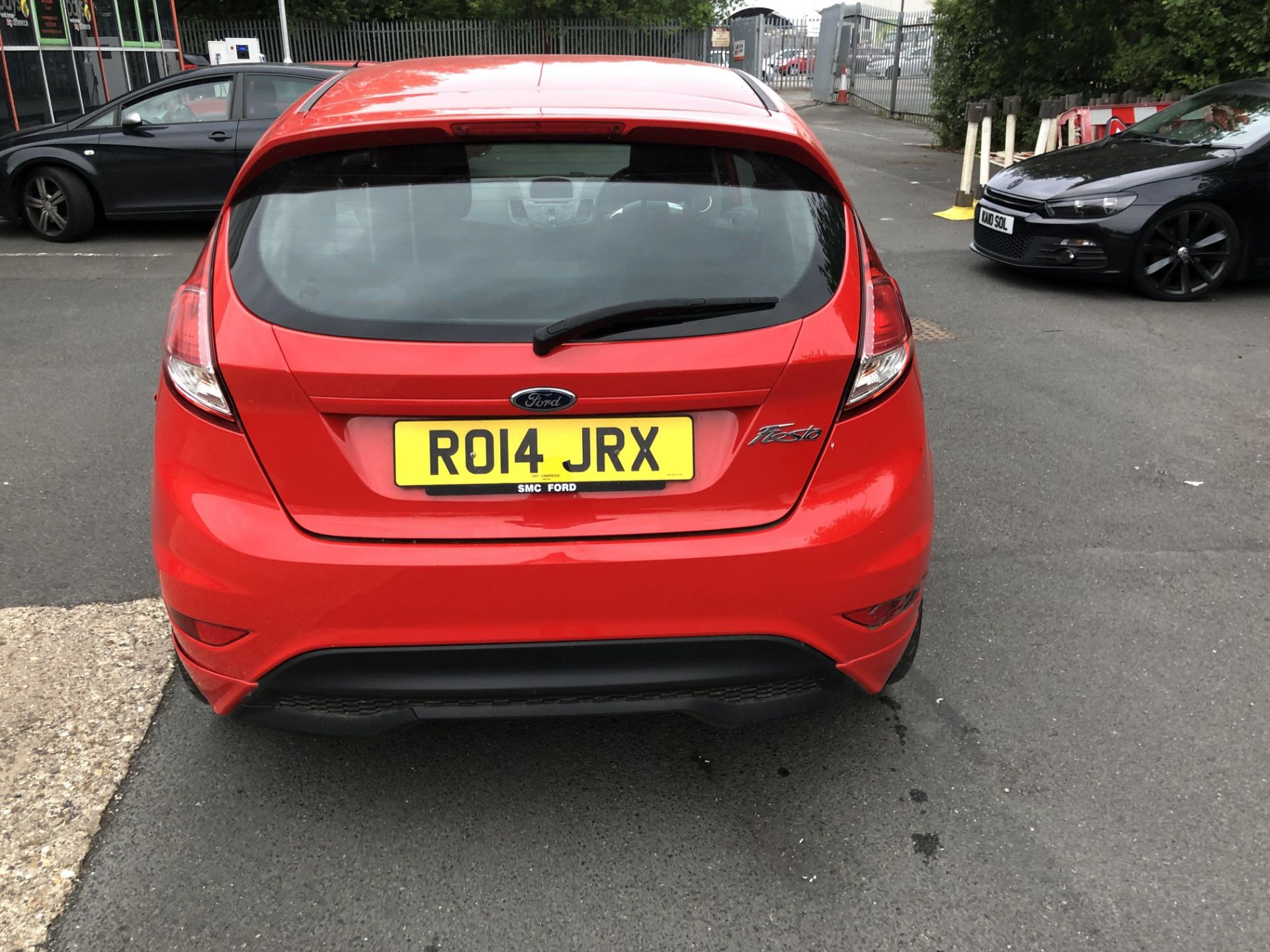 2014 FORD FIESTA ZETEC S RED HATCHBACK *NO VAT* - Image 6 of 14