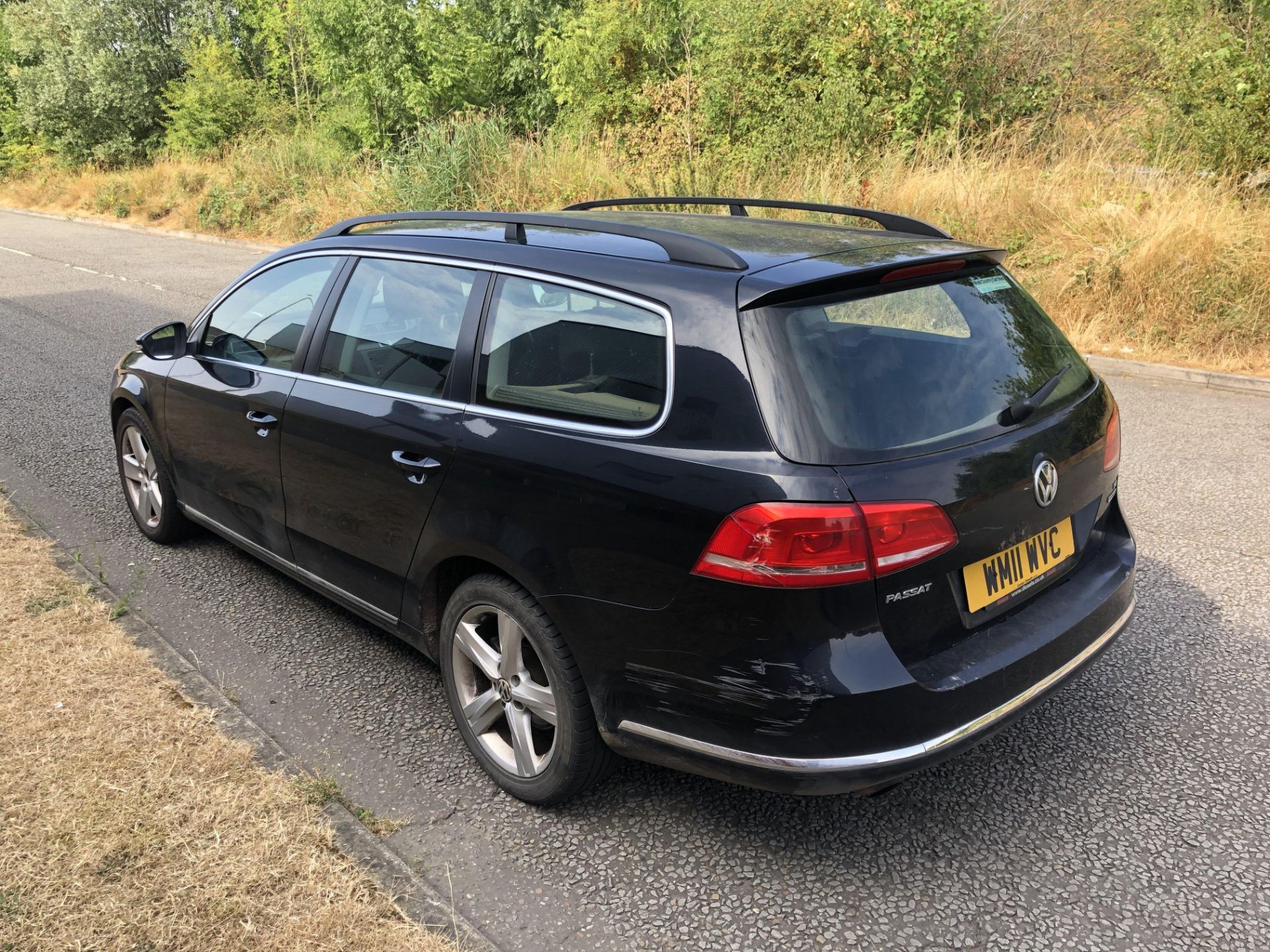 2011 VOLKSWAGEN PASSAT SE BLUEMOTION TECH TDI BLACK ESTATE *NO VAT* - Image 5 of 9