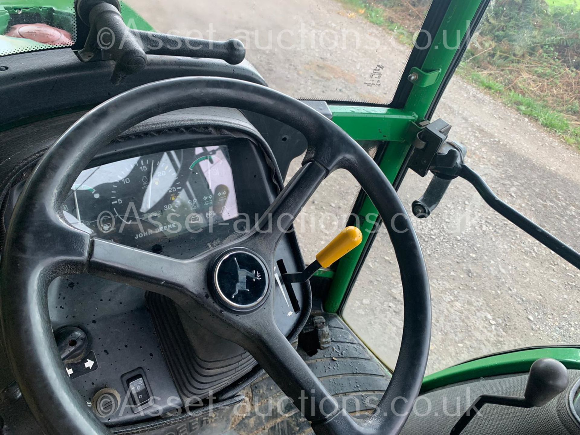 JOHN DEERE 4300 32hp 4WD COMPACT TRACTOR, RUNS DRIVES AND WORKS, CABBED, REAR TOW, ROAD KIT - Image 7 of 9