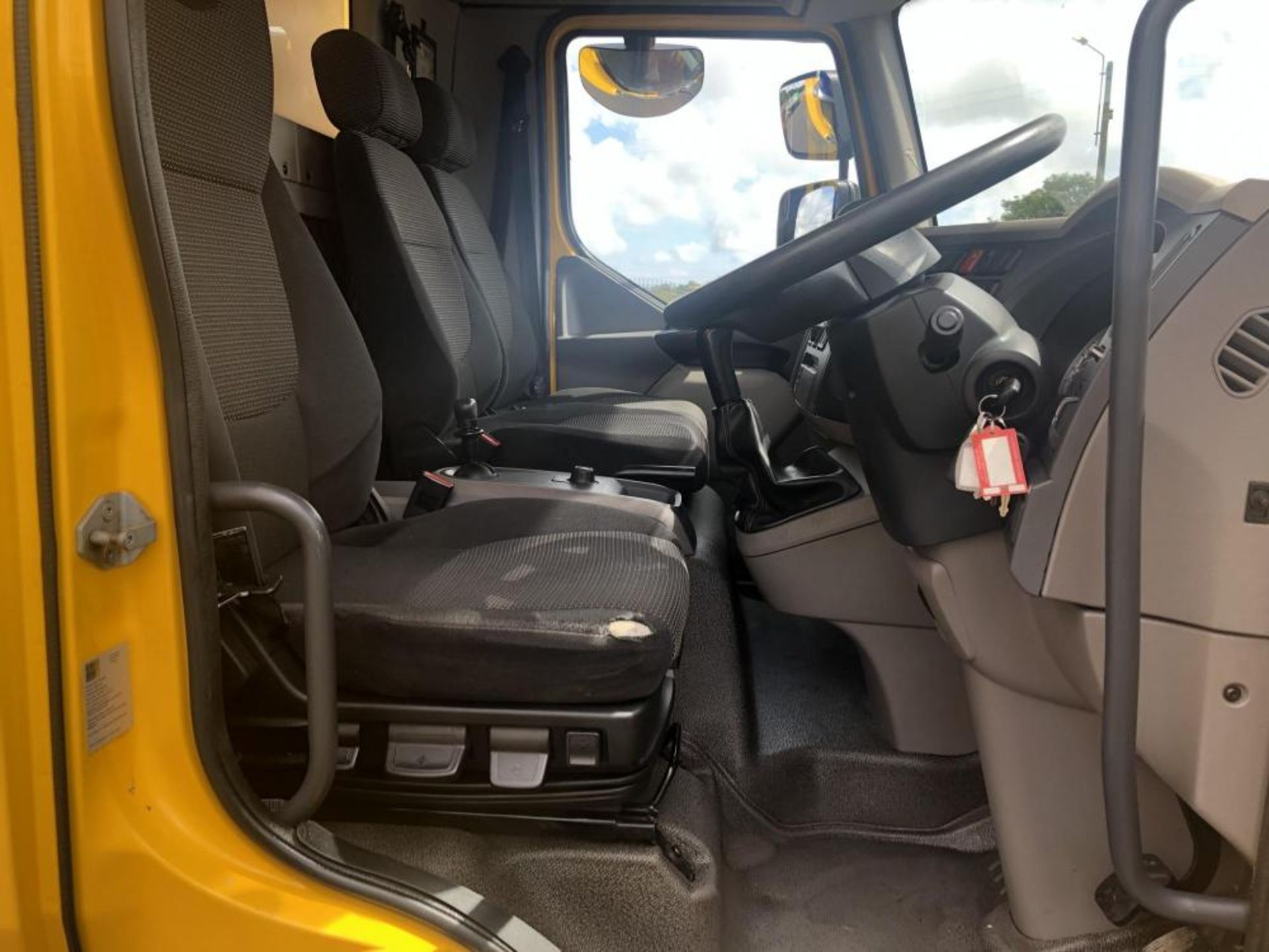 2014/64 DAF TRUCKS LF 150 FA 08T YELLOW TRUCK *PLUS VAT* - Image 4 of 8