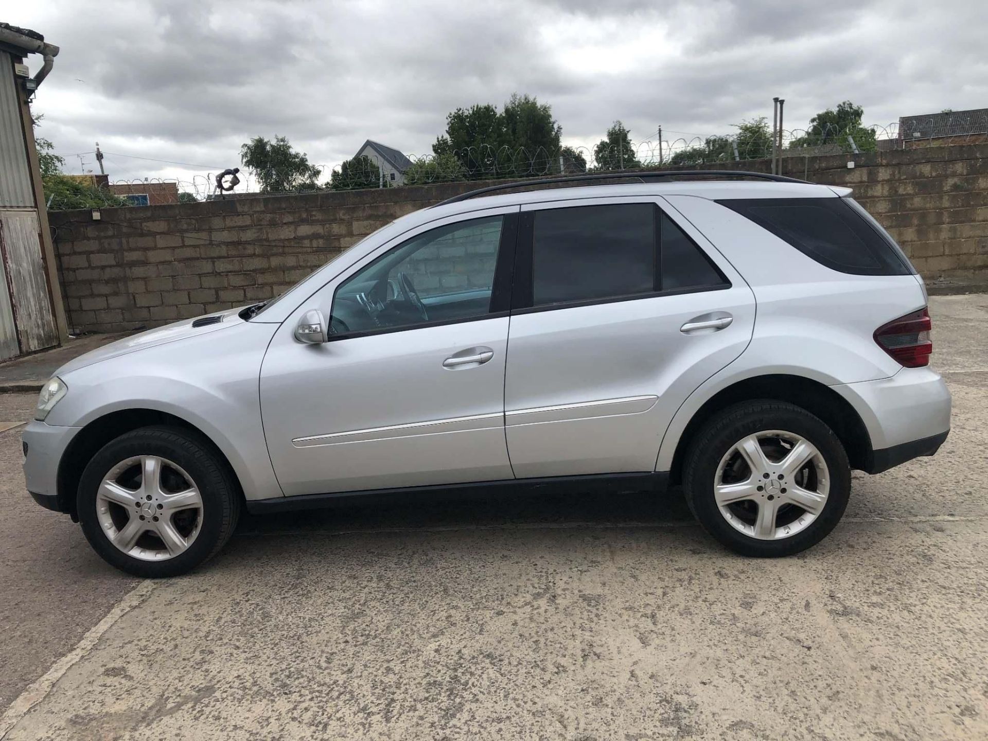 2007/57 MERCEDES ML 320 CDI SPORT A SILVER ESTATE *NO VAT* - Image 4 of 33