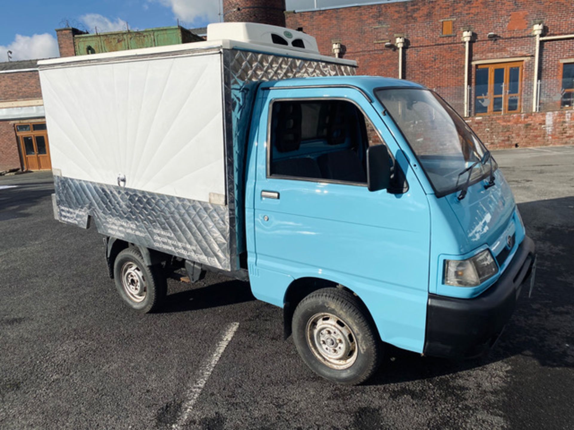 2000 (X) DAIHATSUHI-JET 1300 16V EFI BLUE AND WHITE JIFFY VAN *NO VAT*