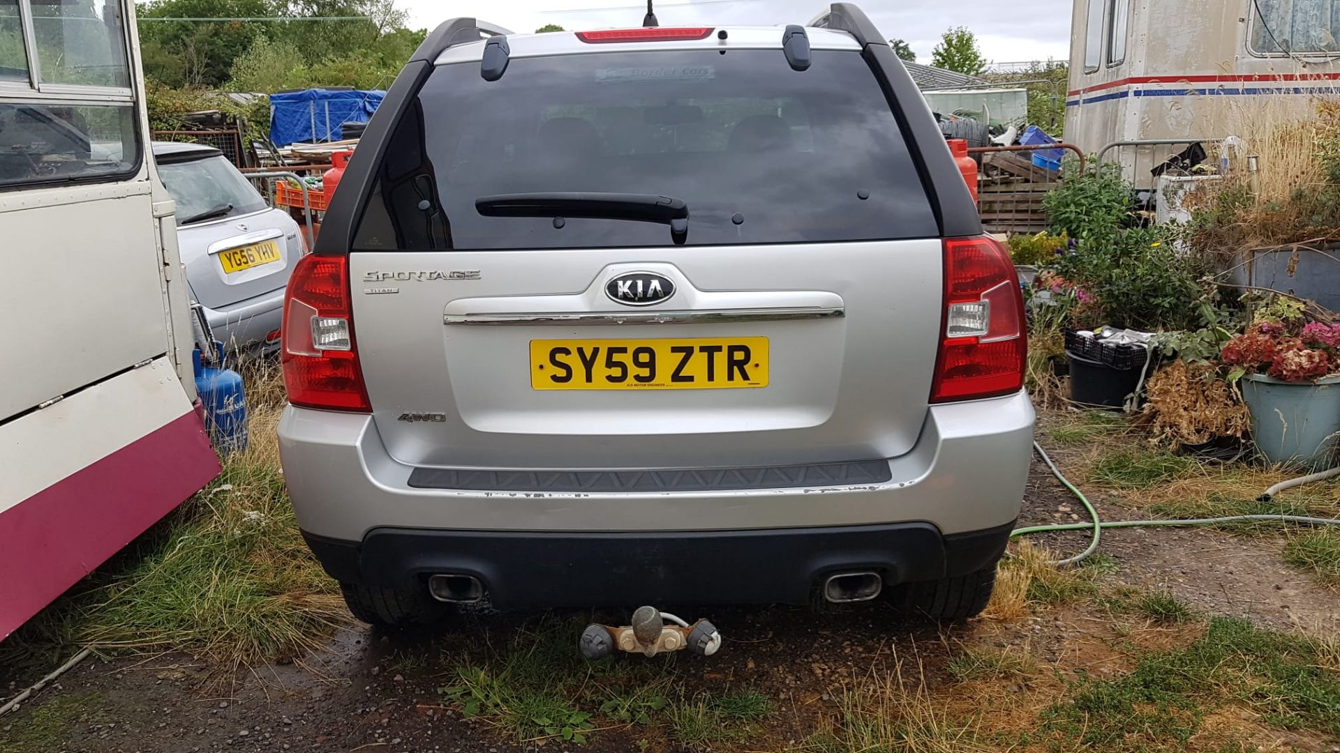 2010/59 KIA SPORTAGE TITAN CRDI SILVER ESTATE *NO VAT* - Image 4 of 13