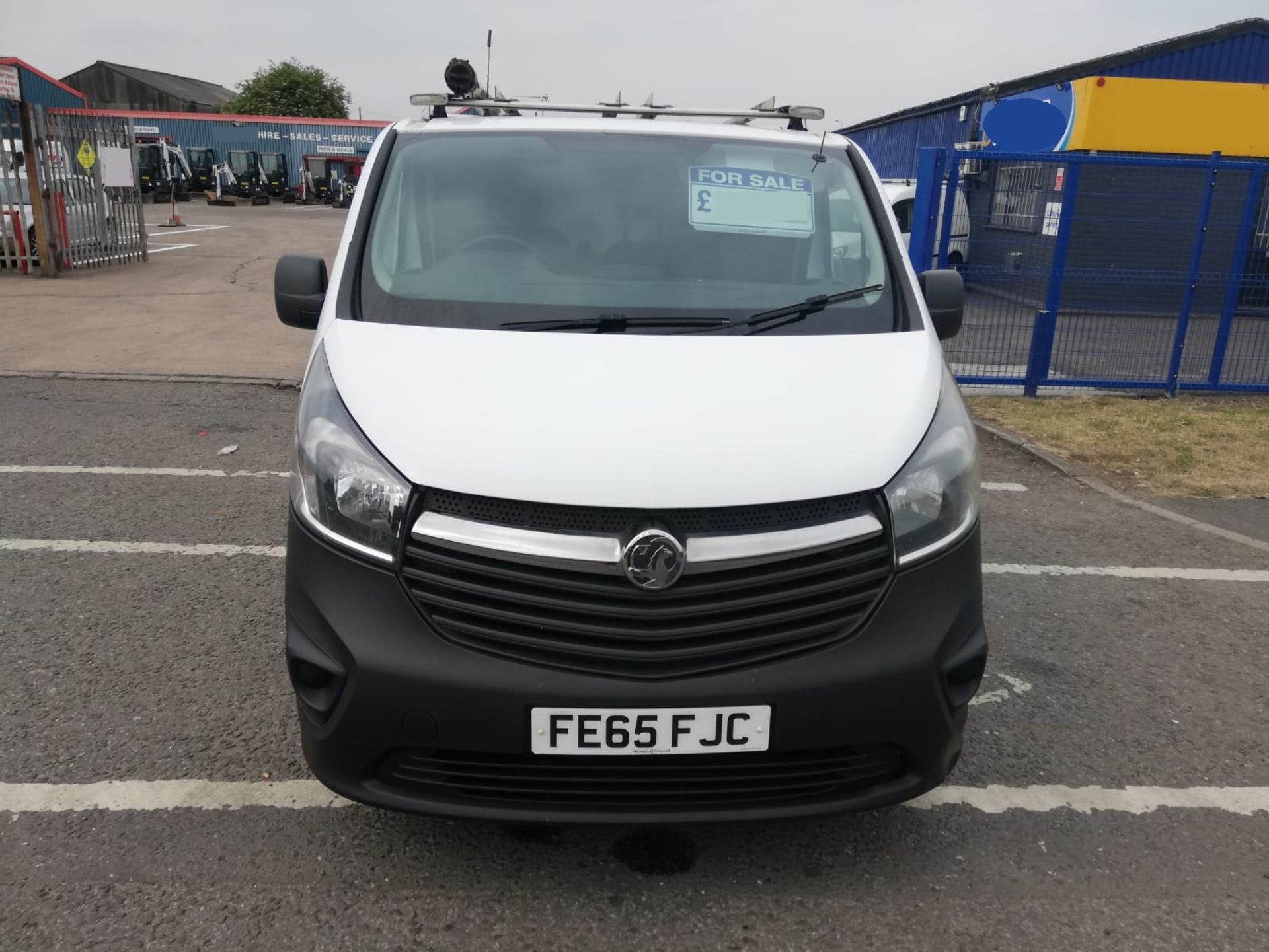 2015/65 VAUXHALL VIVARO 2900 CDTI ECOFLEX WHITE PANEL VAN *PLUS VAT* - Image 2 of 10