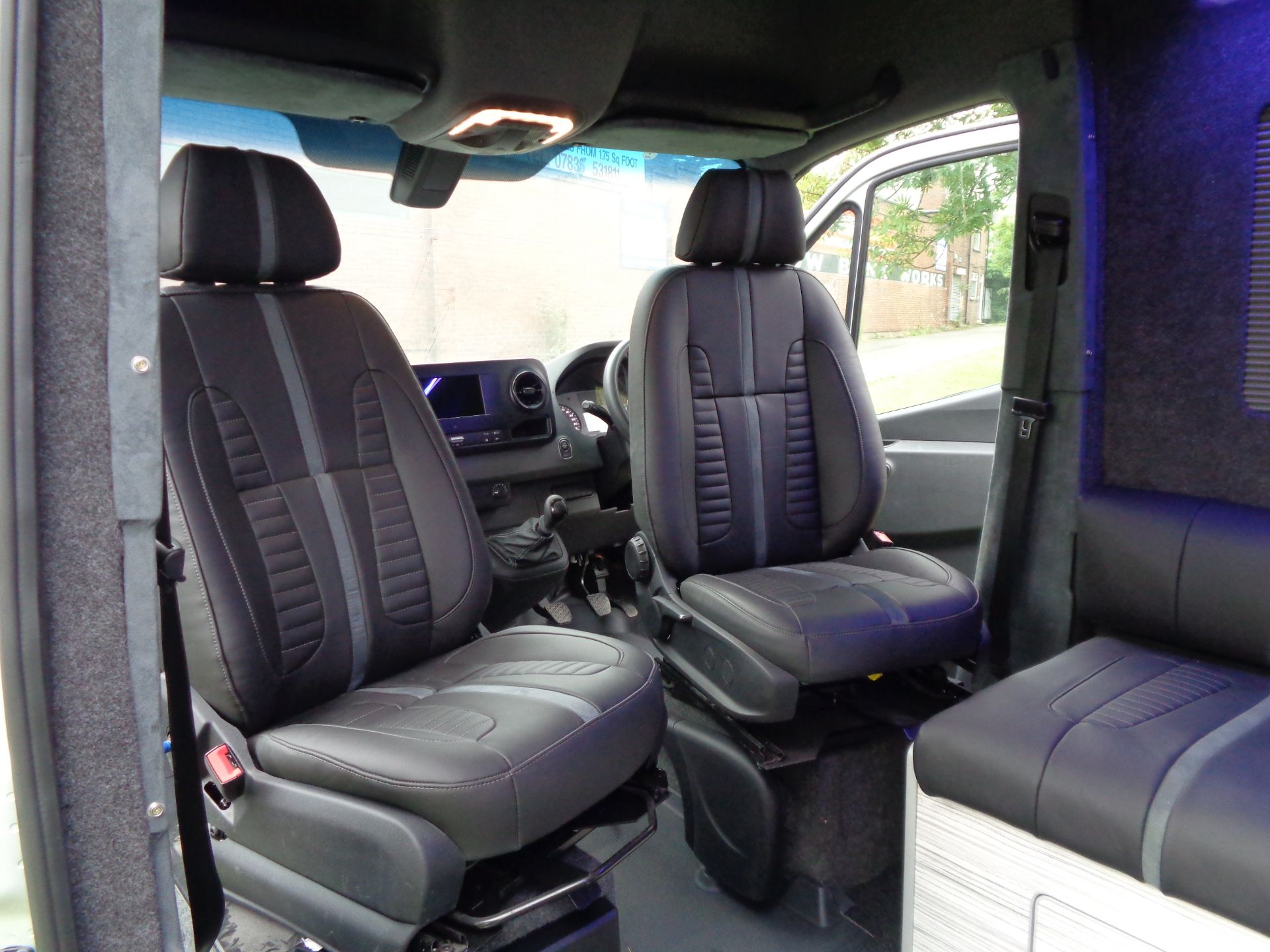 2019/68 MERCEDES-BENZ SPRINTER 314 CDI SILVER MOTORHOME, INCLUDES AN ARRAY OF FEATURES! *PLUS VAT* - Image 14 of 20