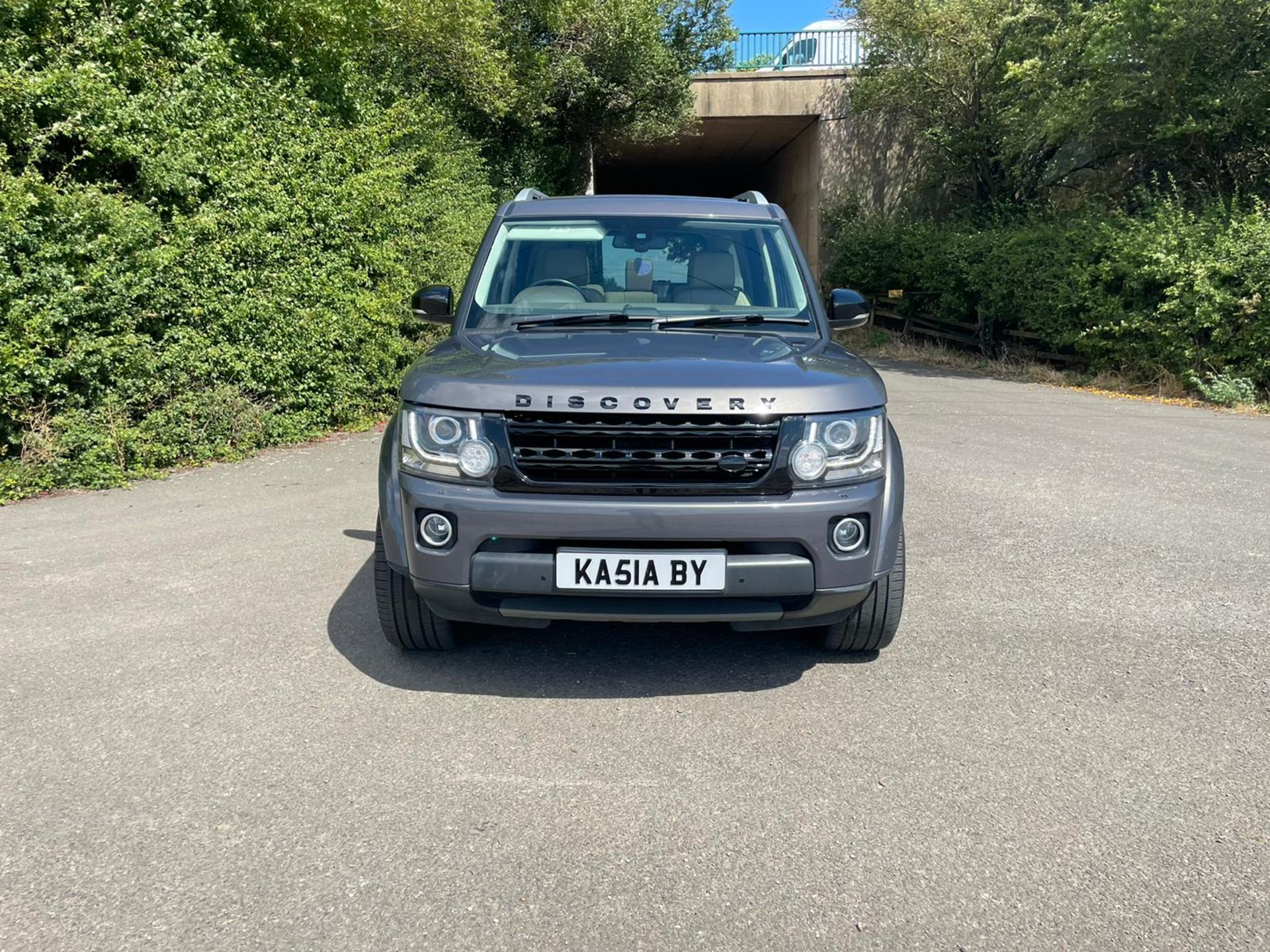 2016 LAND ROVER DISCOVERY LANDMARK SDV6 AUTO GREY ESTATE *NO VAT* - Image 2 of 15