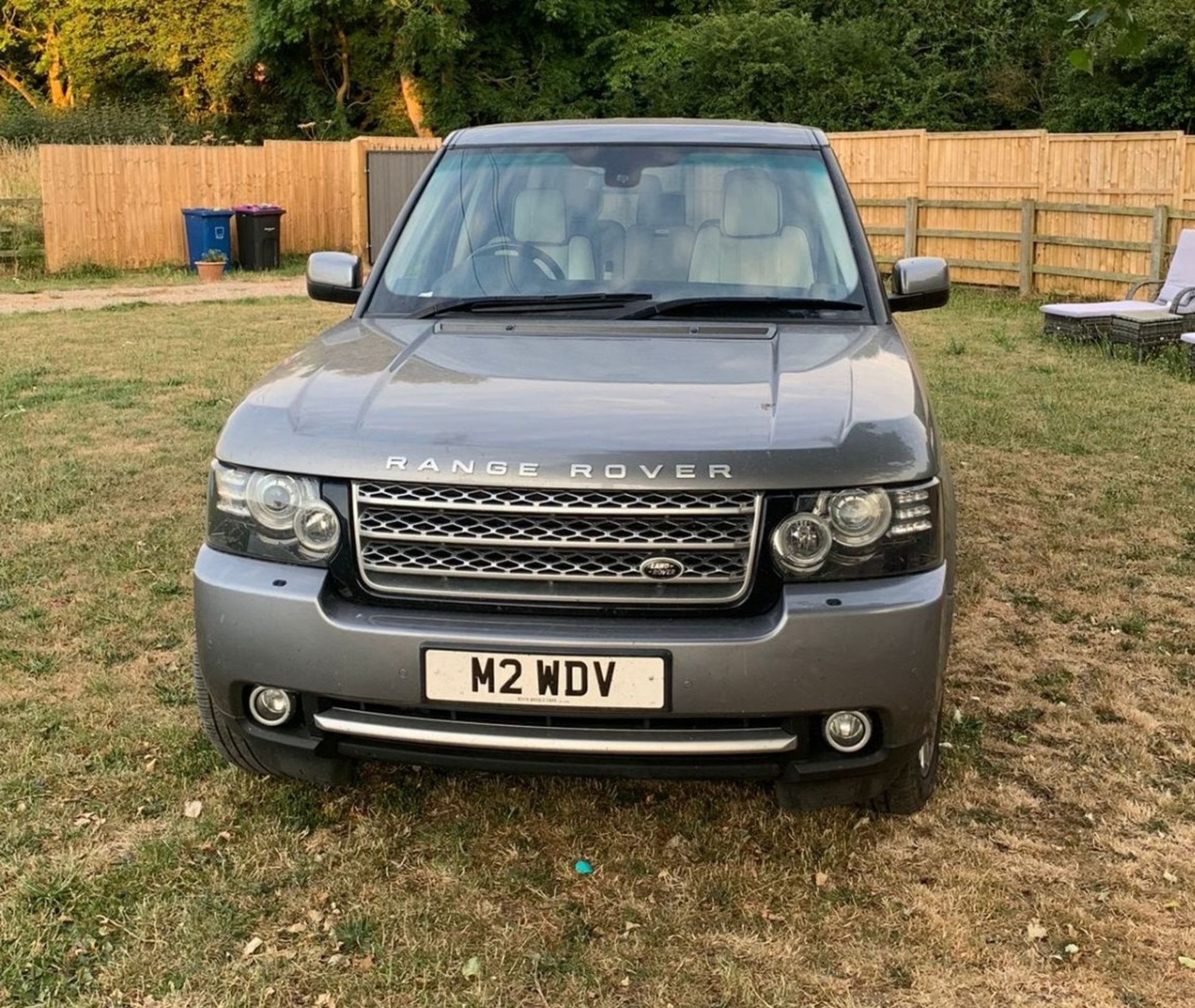 2012 LAND ROVER RANGE ROVER WESTMINSTER TDV8 A GREY ESTATE *NO VAT* - Image 4 of 17