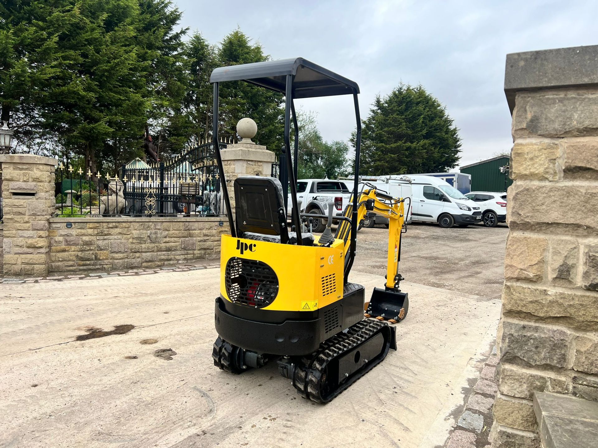 New And Unused JPC HT12 1 Ton Mini Digger *PLUS VAT* - Image 6 of 8