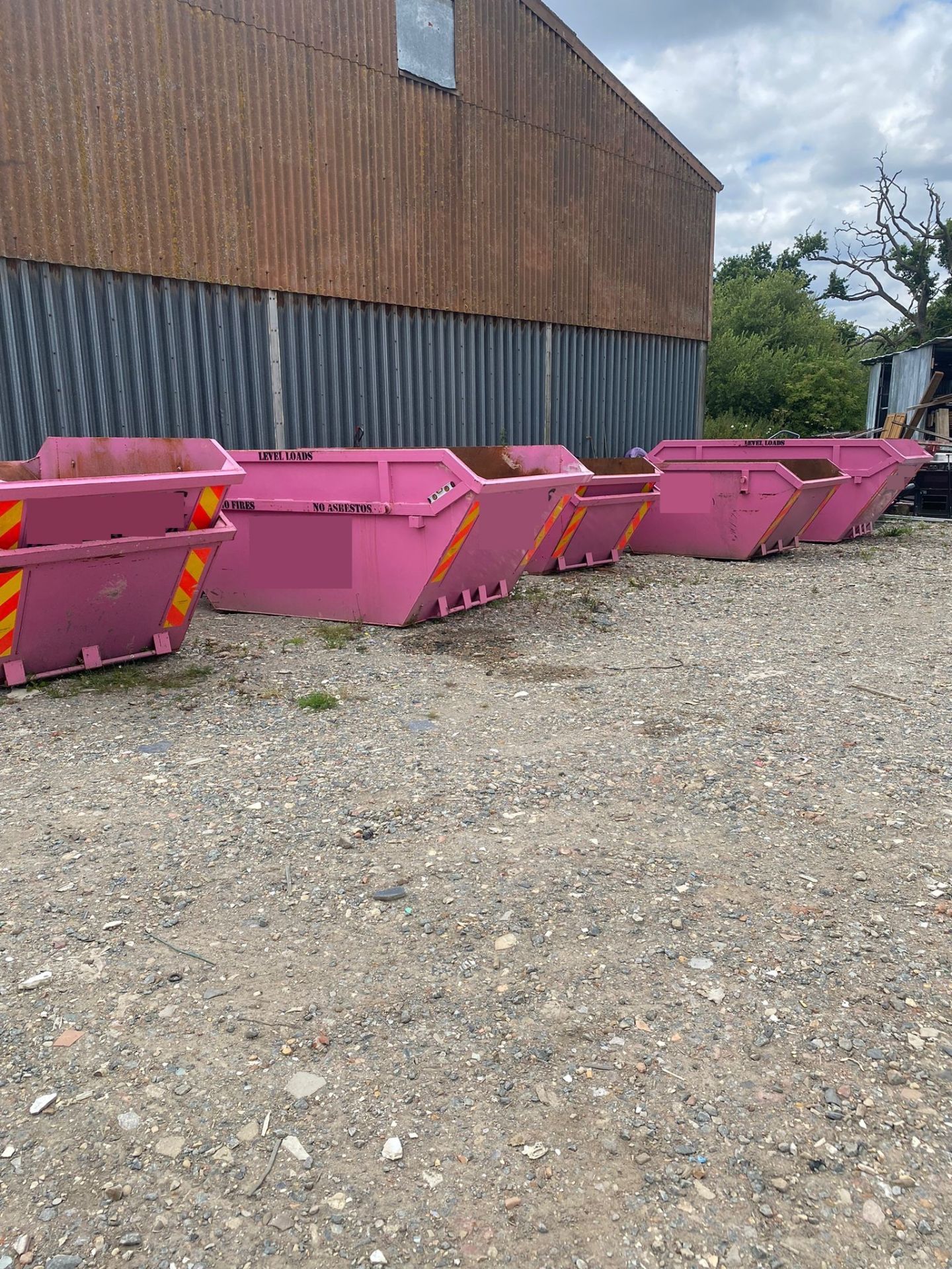 ASSETS OF A SKIP HIRE COMPANY - INCLUDES 23 SKIPS AND ONE FORD TRANSIT VAN *NO VAT* - Image 6 of 21
